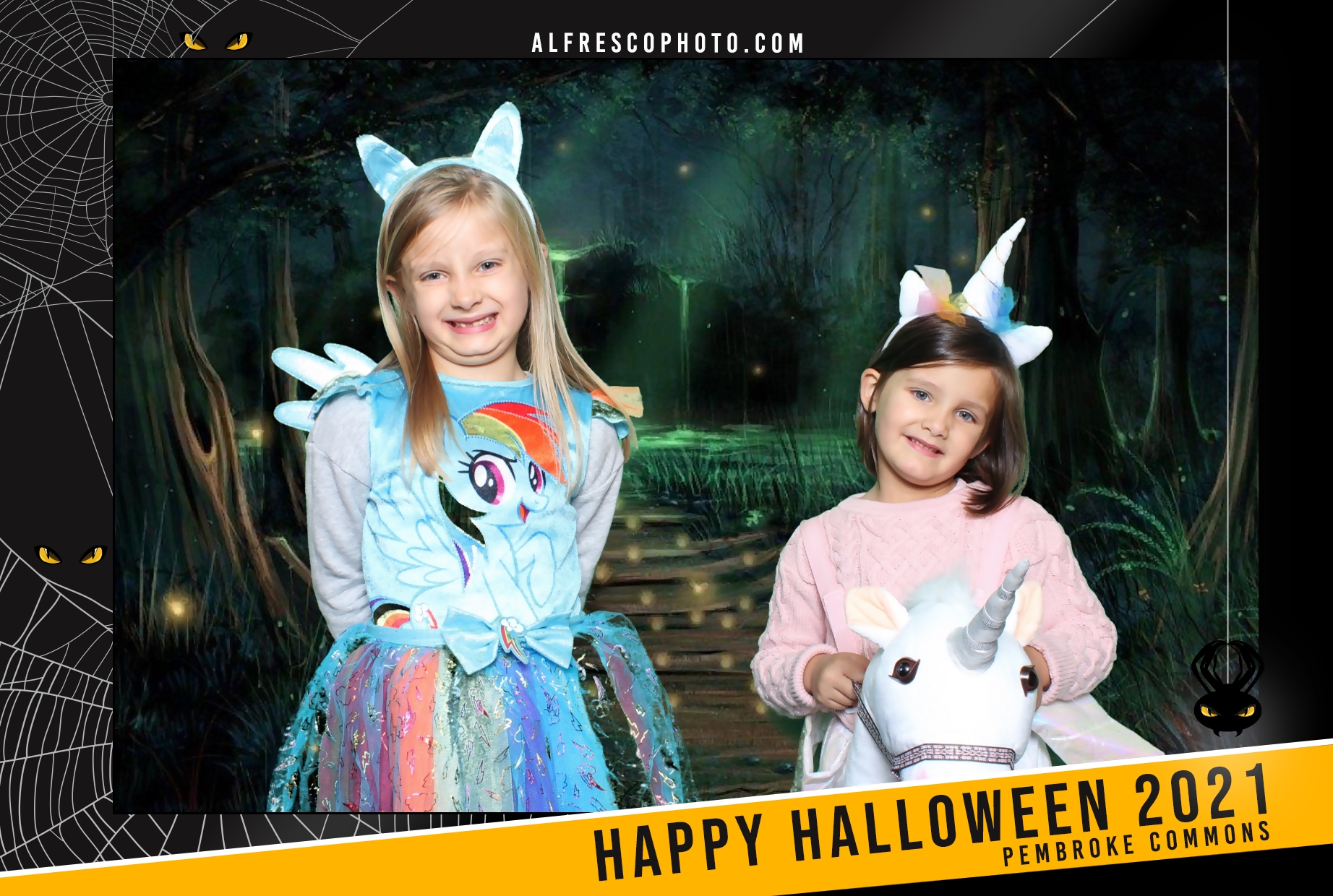 Halloween | View more photos from the event at events.alfrescophoto.com/u/AlfrescoPhoto/Halloween