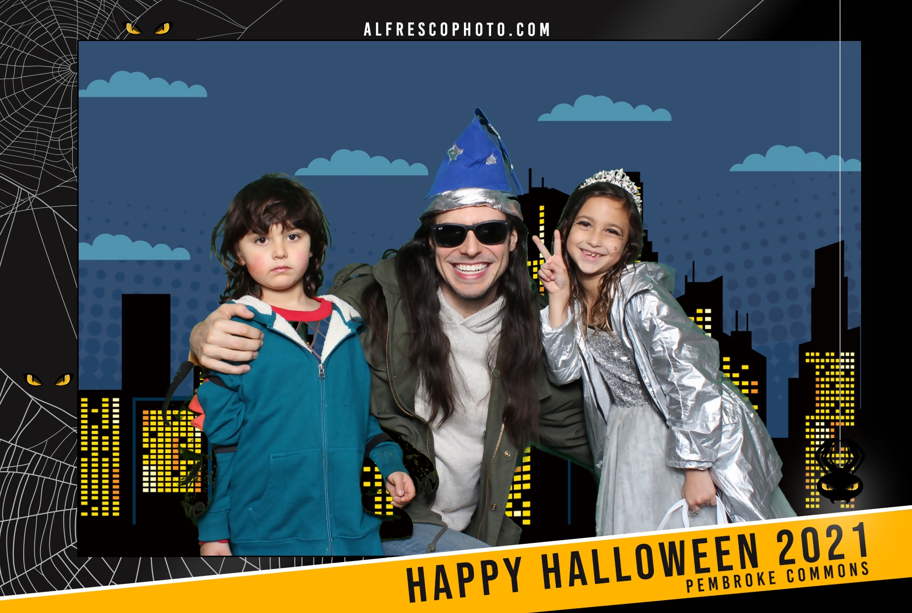Halloween | View more photos from the event at events.alfrescophoto.com/u/AlfrescoPhoto/Halloween