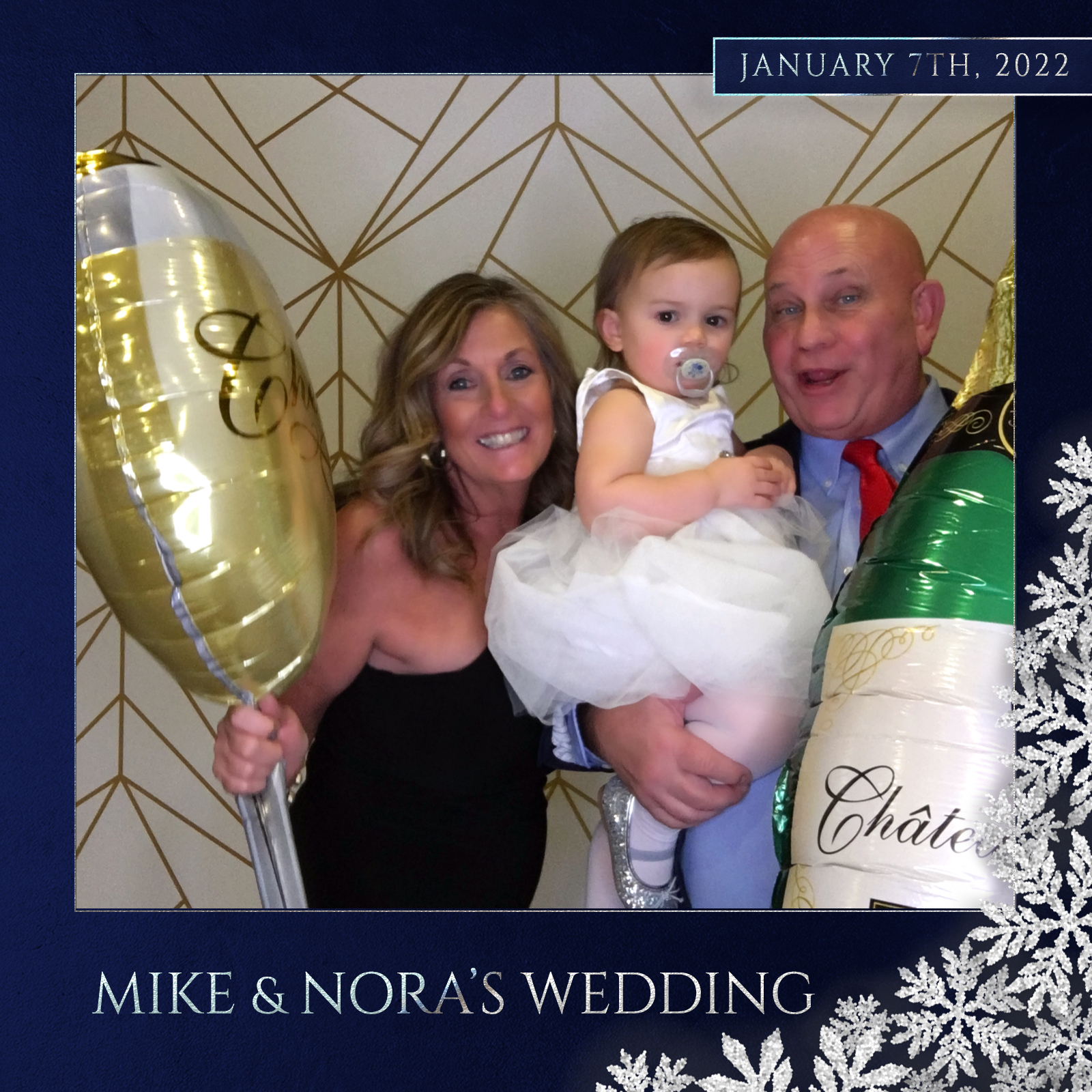 Mike + Nora | View more photos from the event at events.alfrescophoto.com/u/AlfrescoPhoto/Mike-Nora