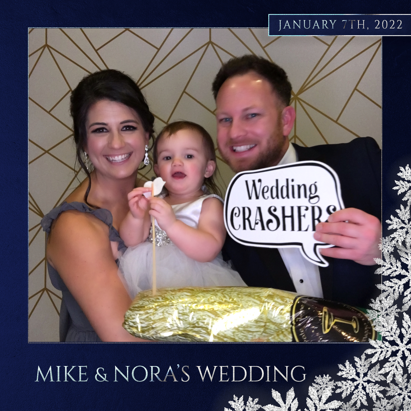 Mike + Nora | View more photos from the event at events.alfrescophoto.com/u/AlfrescoPhoto/Mike-Nora