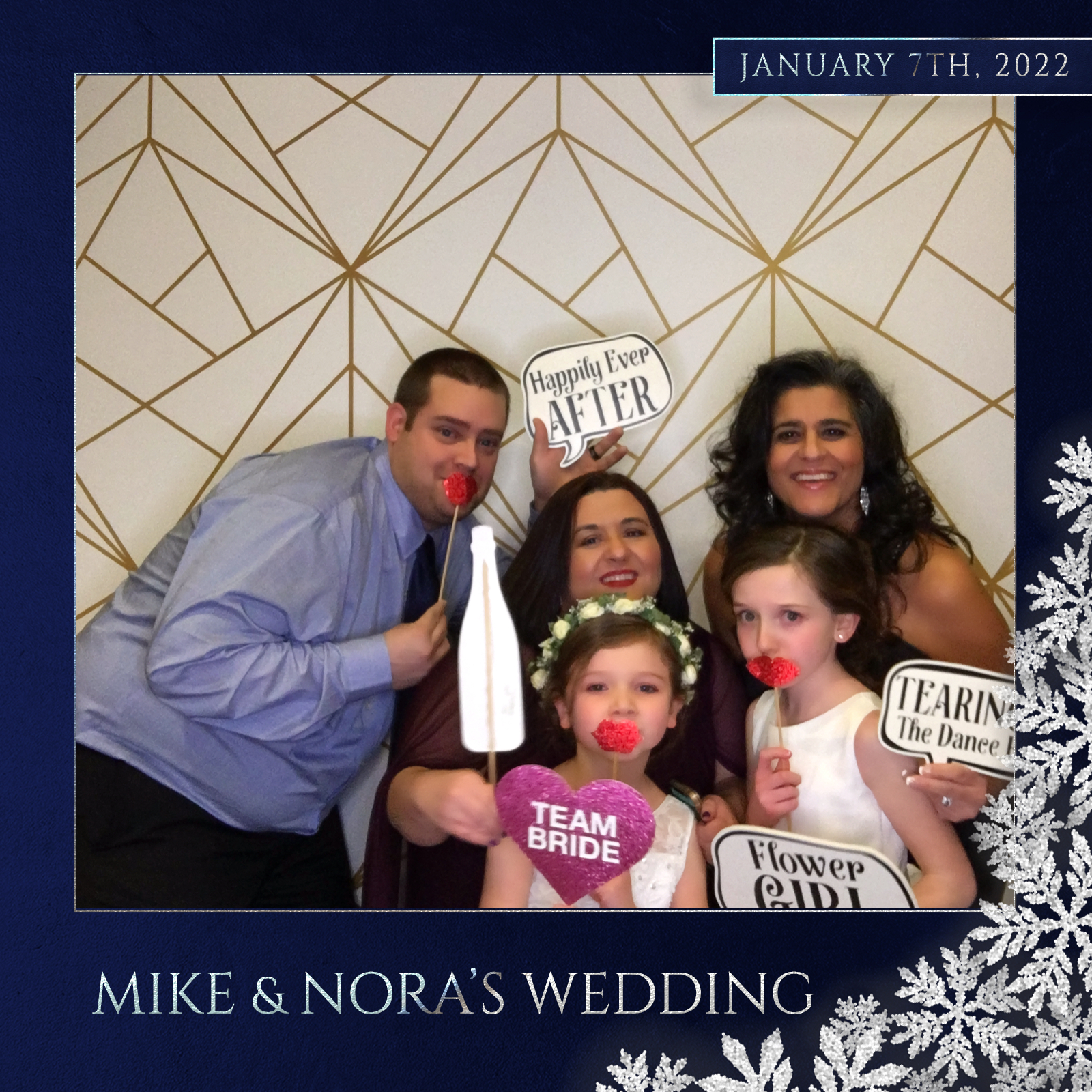 Mike + Nora | View more photos from the event at events.alfrescophoto.com/u/AlfrescoPhoto/Mike-Nora