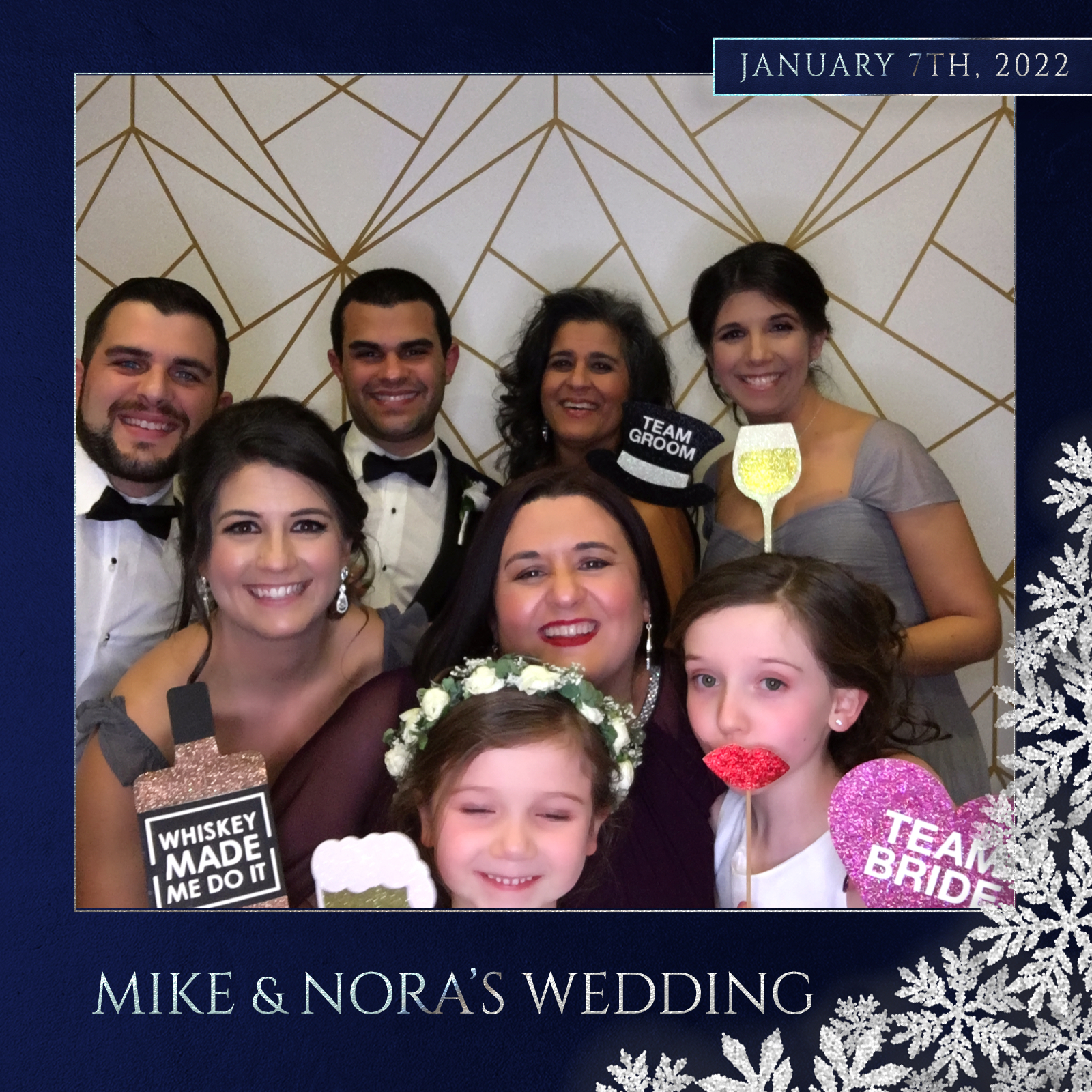 Mike + Nora | View more photos from the event at events.alfrescophoto.com/u/AlfrescoPhoto/Mike-Nora