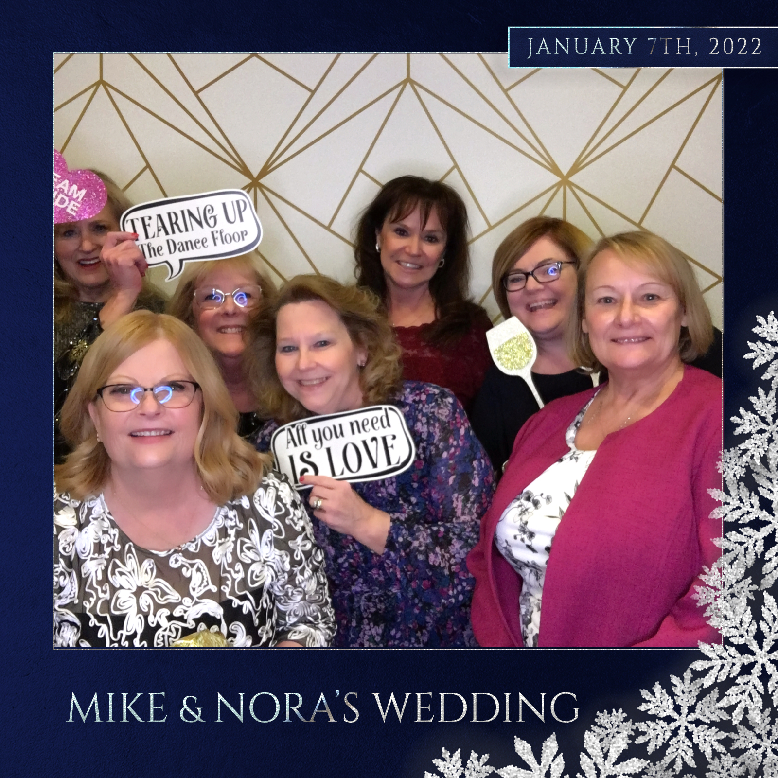 Mike + Nora | View more photos from the event at events.alfrescophoto.com/u/AlfrescoPhoto/Mike-Nora