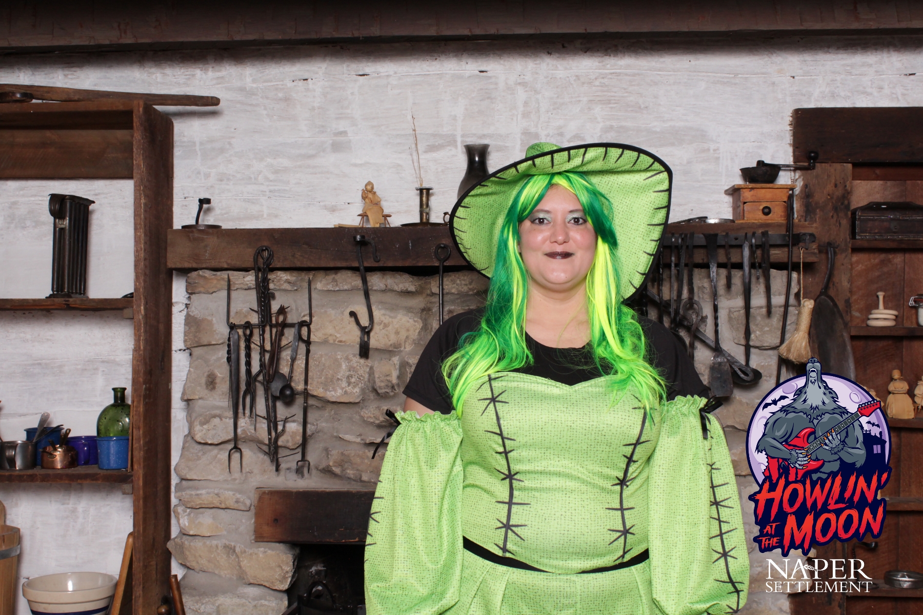 Howl at the Moon | View more photos from the event at events.alfrescophoto.com/u/AlfrescoPhoto/Howl-at-the-Moon-0