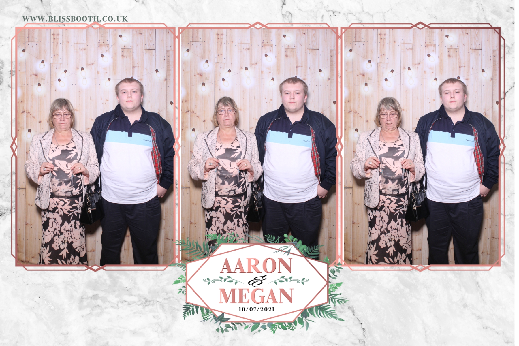 Aaron and Megan | View more photos from the event at gallery.blissbooth.co.uk/u/BlissBooth/Aaron-and-Megan