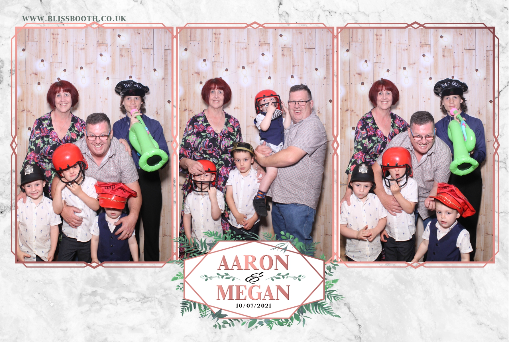 Aaron and Megan | View more photos from the event at gallery.blissbooth.co.uk/u/BlissBooth/Aaron-and-Megan