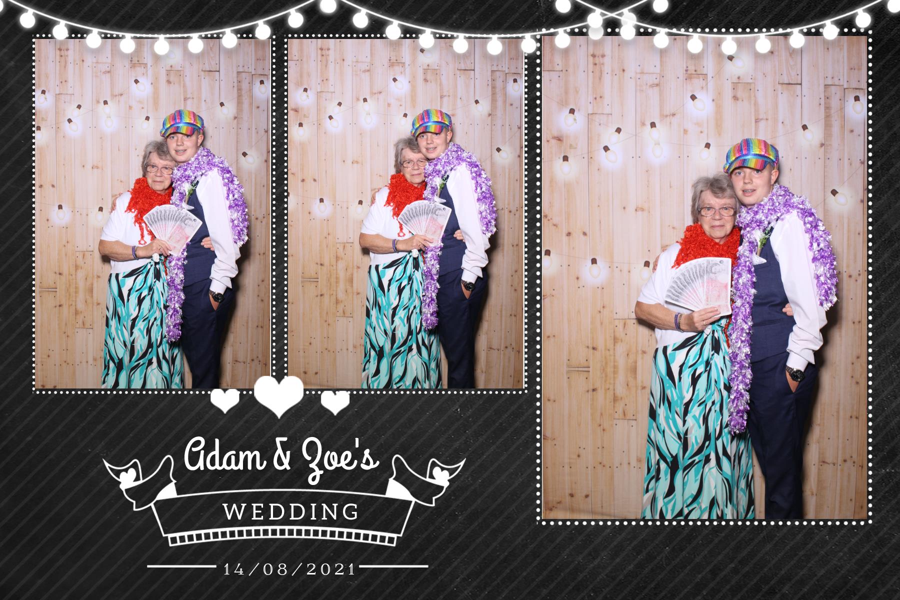 Adam and Zoe | View more photos from the event at gallery.blissbooth.co.uk/u/BlissBooth/Adam-and-Zoe