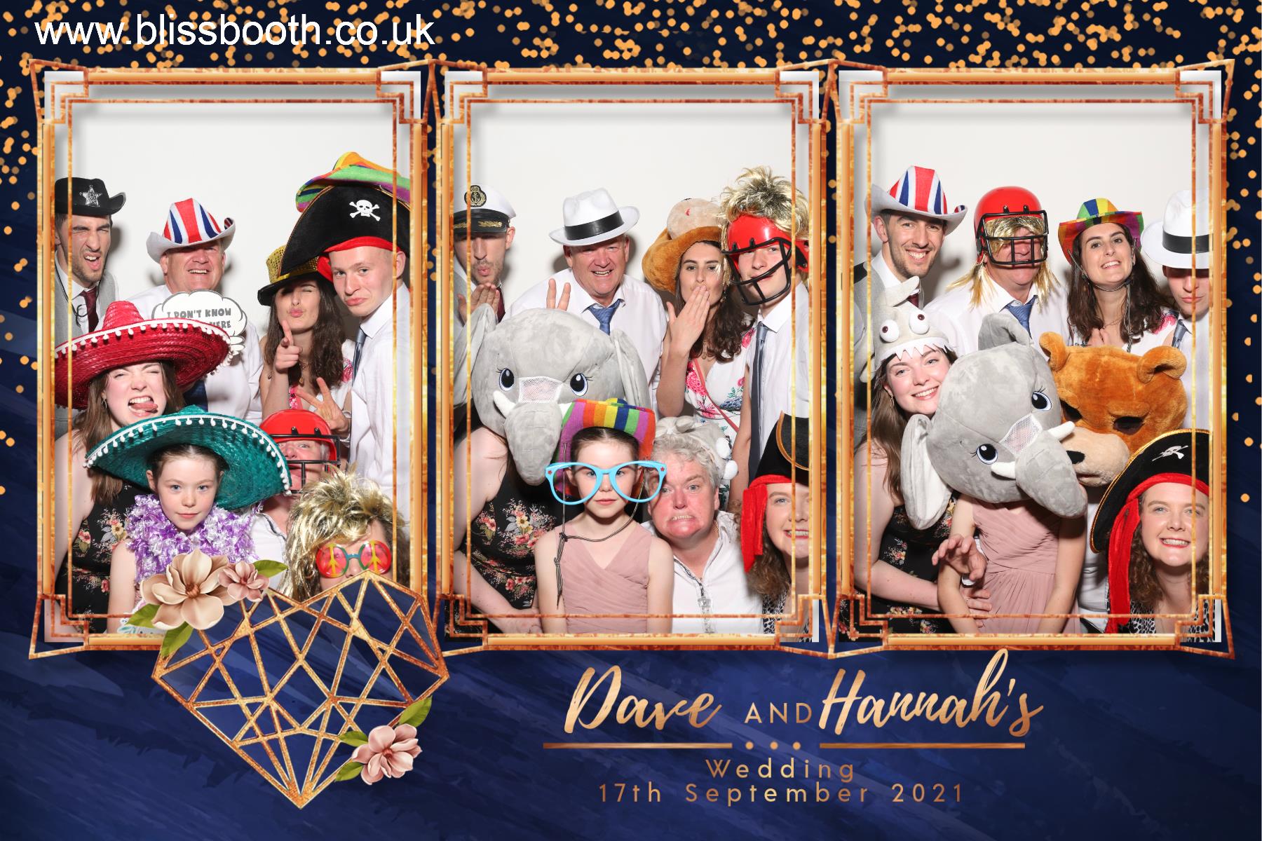Dave and Hannah  | View more photos from the event at gallery.blissbooth.co.uk/u/BlissBooth/Dave-and-Hannah