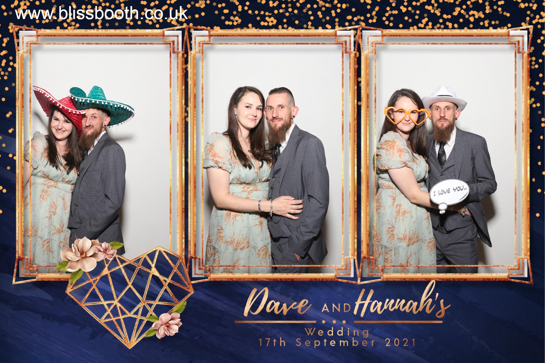 Dave and Hannah  | View more photos from the event at gallery.blissbooth.co.uk/u/BlissBooth/Dave-and-Hannah