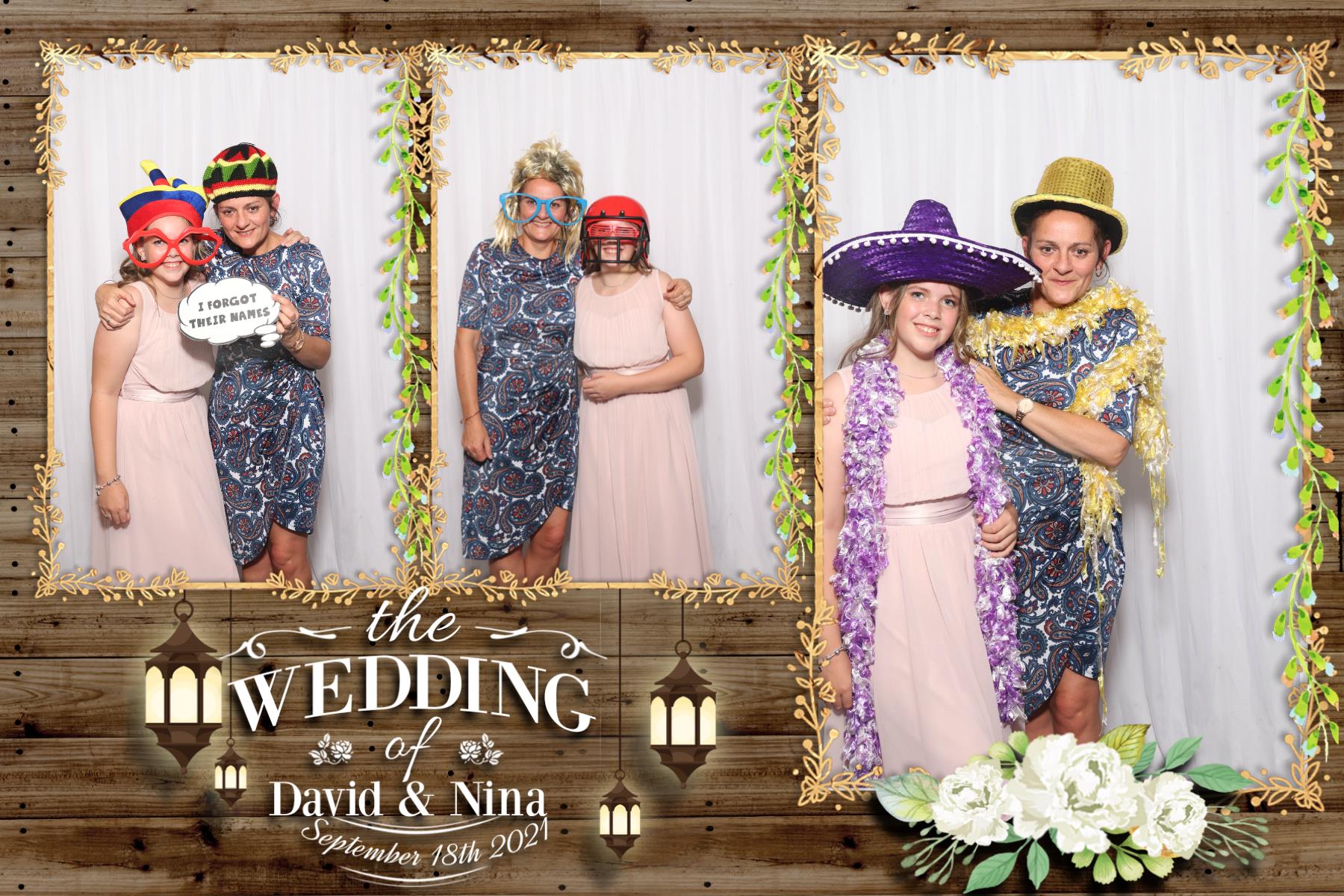 David and  Nina | View more photos from the event at gallery.blissbooth.co.uk/u/BlissBooth/David-and-Nina