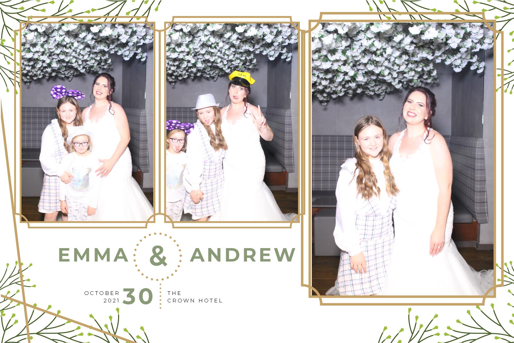 Emma and Andrew | View more photos from the event at gallery.blissbooth.co.uk/u/BlissBooth/Emma-and-Andrew