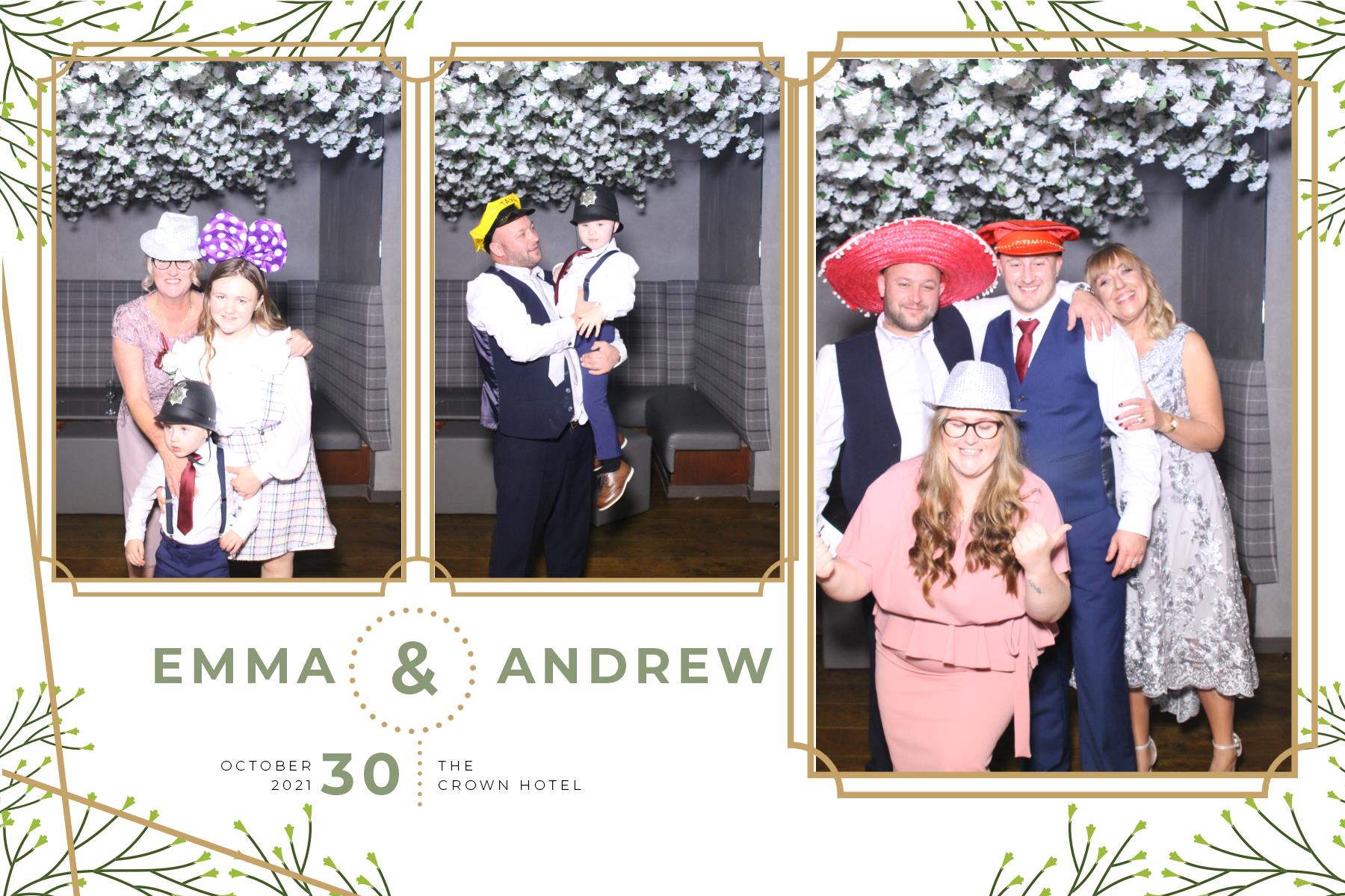 Emma and Andrew | View more photos from the event at gallery.blissbooth.co.uk/u/BlissBooth/Emma-and-Andrew