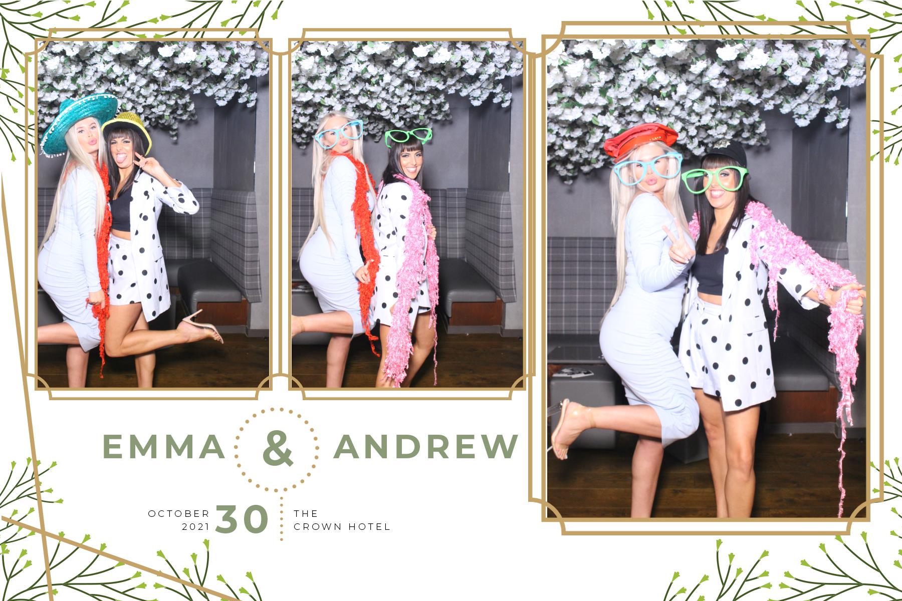 Emma and Andrew | View more photos from the event at gallery.blissbooth.co.uk/u/BlissBooth/Emma-and-Andrew