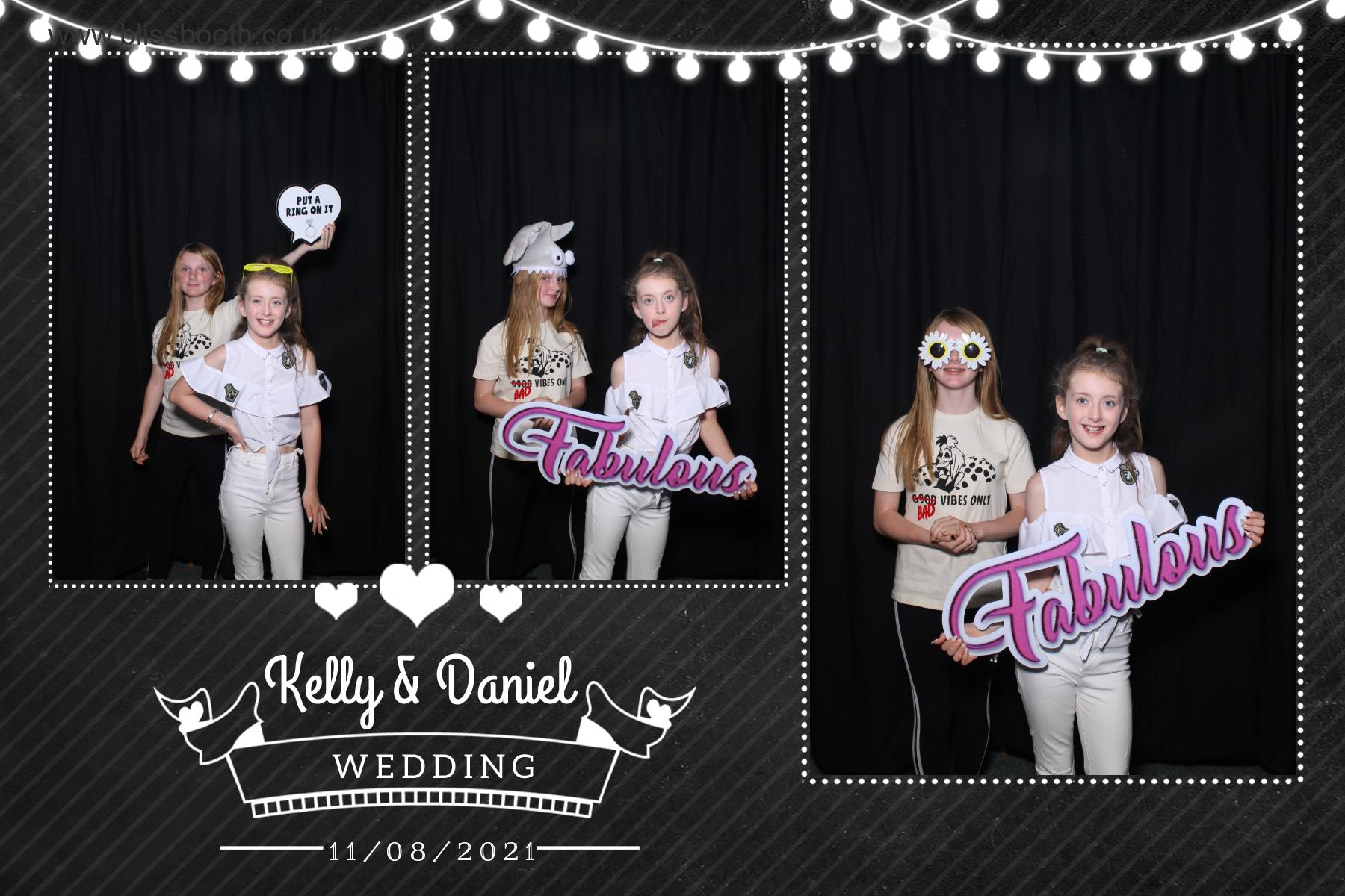 Kelly and Daniel | View more photos from the event at gallery.blissbooth.co.uk/u/BlissBooth/Kelly-and-Daniel