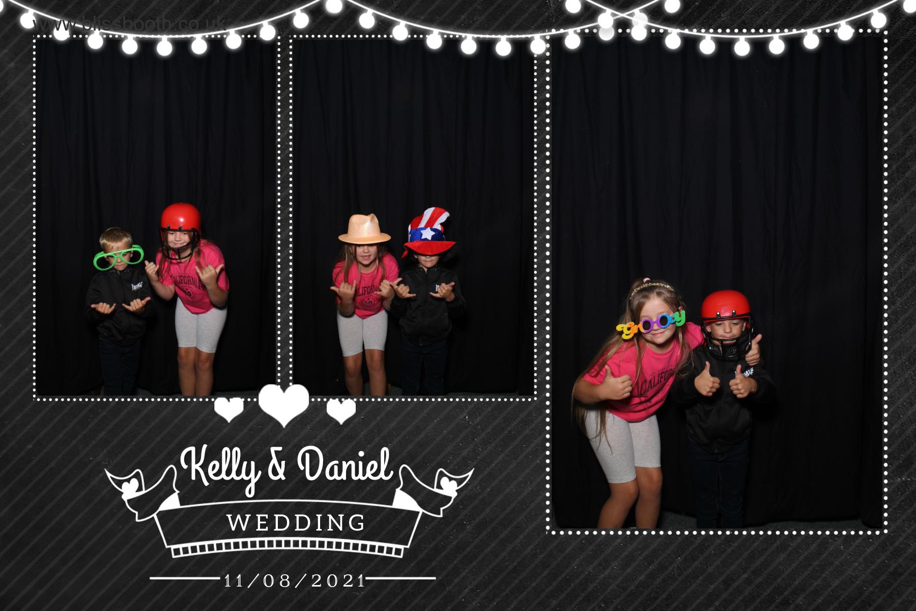 Kelly and Daniel | View more photos from the event at gallery.blissbooth.co.uk/u/BlissBooth/Kelly-and-Daniel