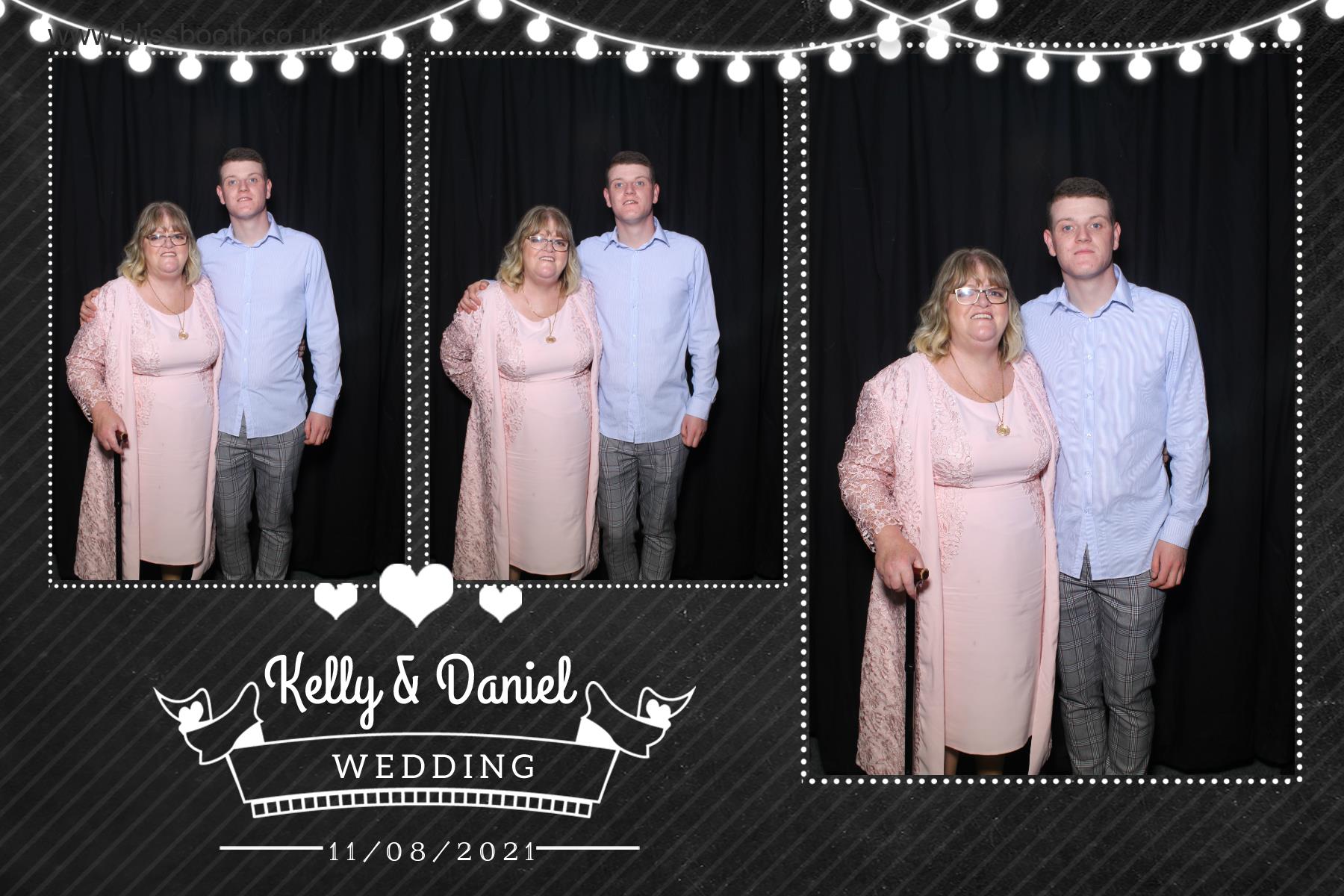 Kelly and Daniel | View more photos from the event at gallery.blissbooth.co.uk/u/BlissBooth/Kelly-and-Daniel