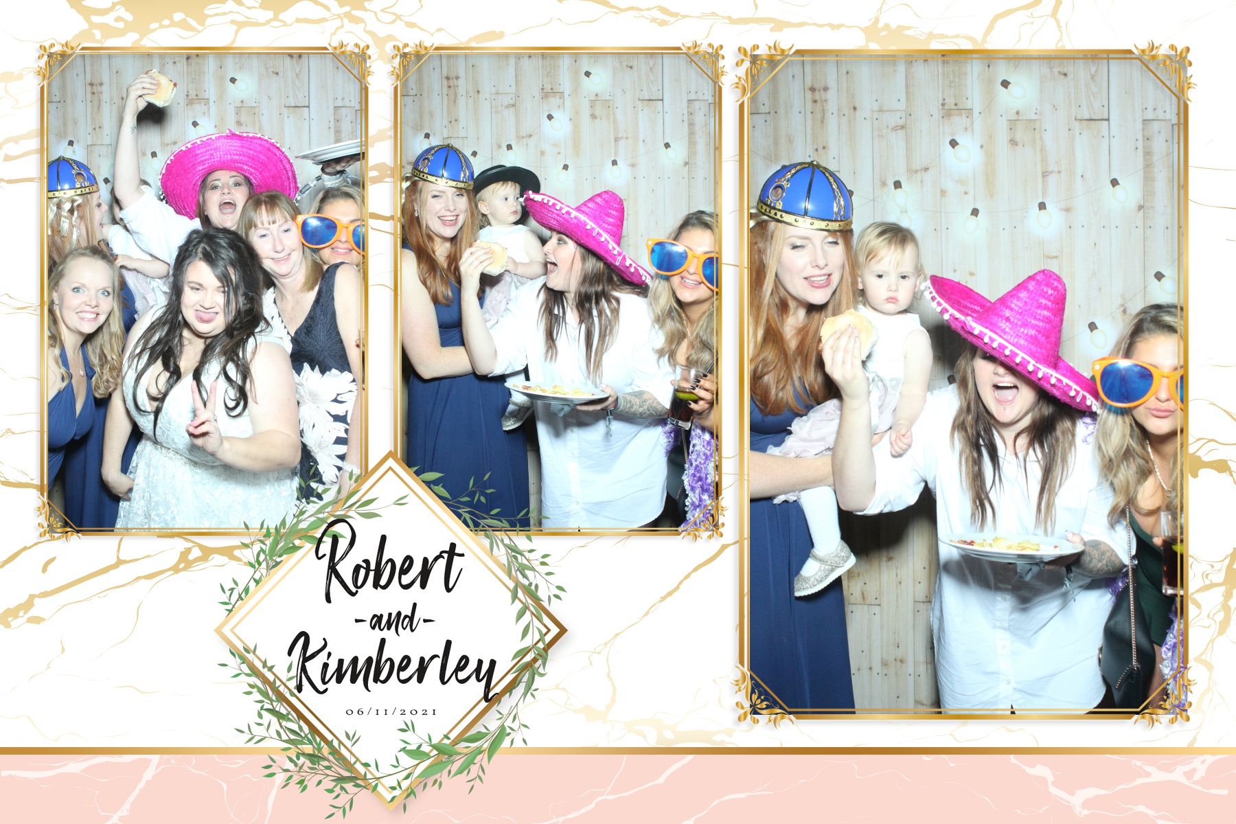 Kimberley and Robert | View more photos from the event at gallery.blissbooth.co.uk/u/BlissBooth/Kimberley-and-Robert