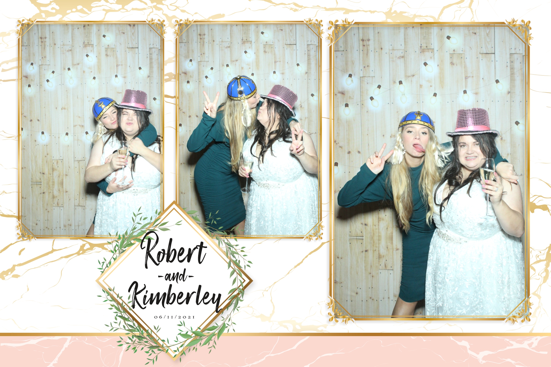 Kimberley and Robert | View more photos from the event at gallery.blissbooth.co.uk/u/BlissBooth/Kimberley-and-Robert