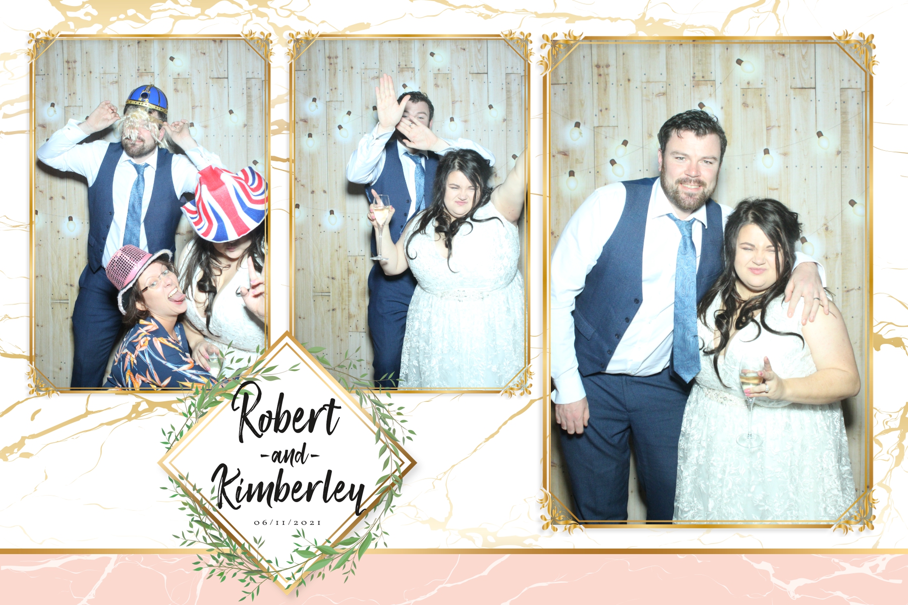 Kimberley and Robert | View more photos from the event at gallery.blissbooth.co.uk/u/BlissBooth/Kimberley-and-Robert
