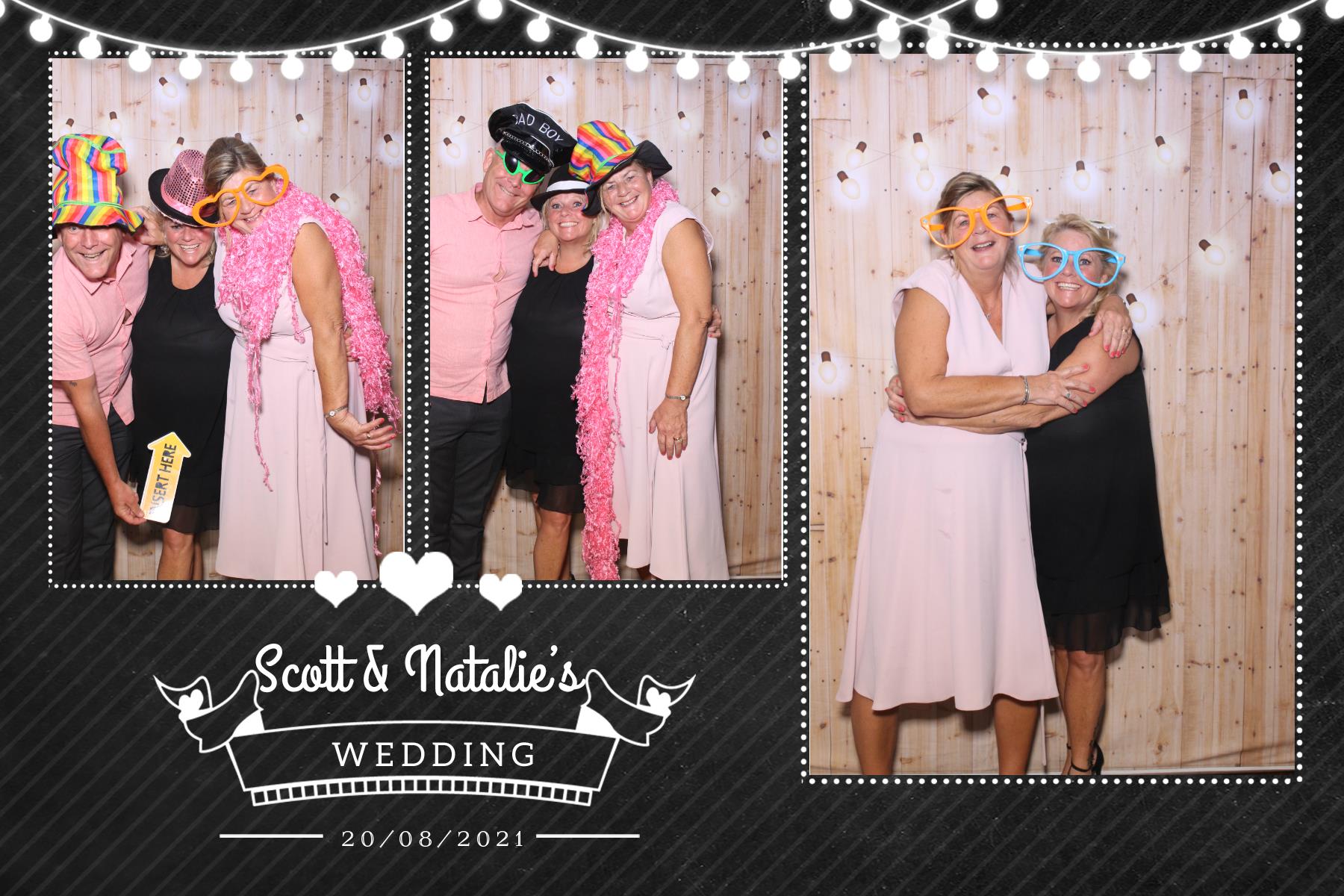 Scott and Natalie | View more photos from the event at gallery.blissbooth.co.uk/u/BlissBooth/Scott-and-Natalie