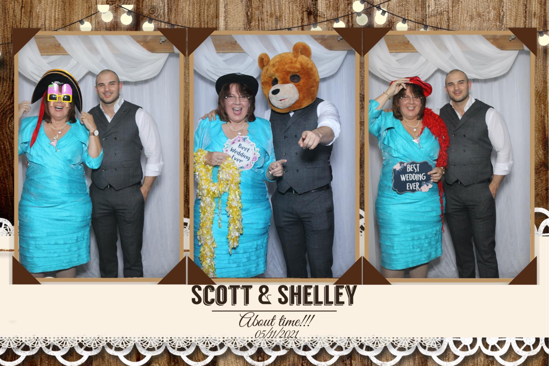 Scott and Shelley | View more photos from the event at gallery.blissbooth.co.uk/u/BlissBooth/Scott-and-Shelley