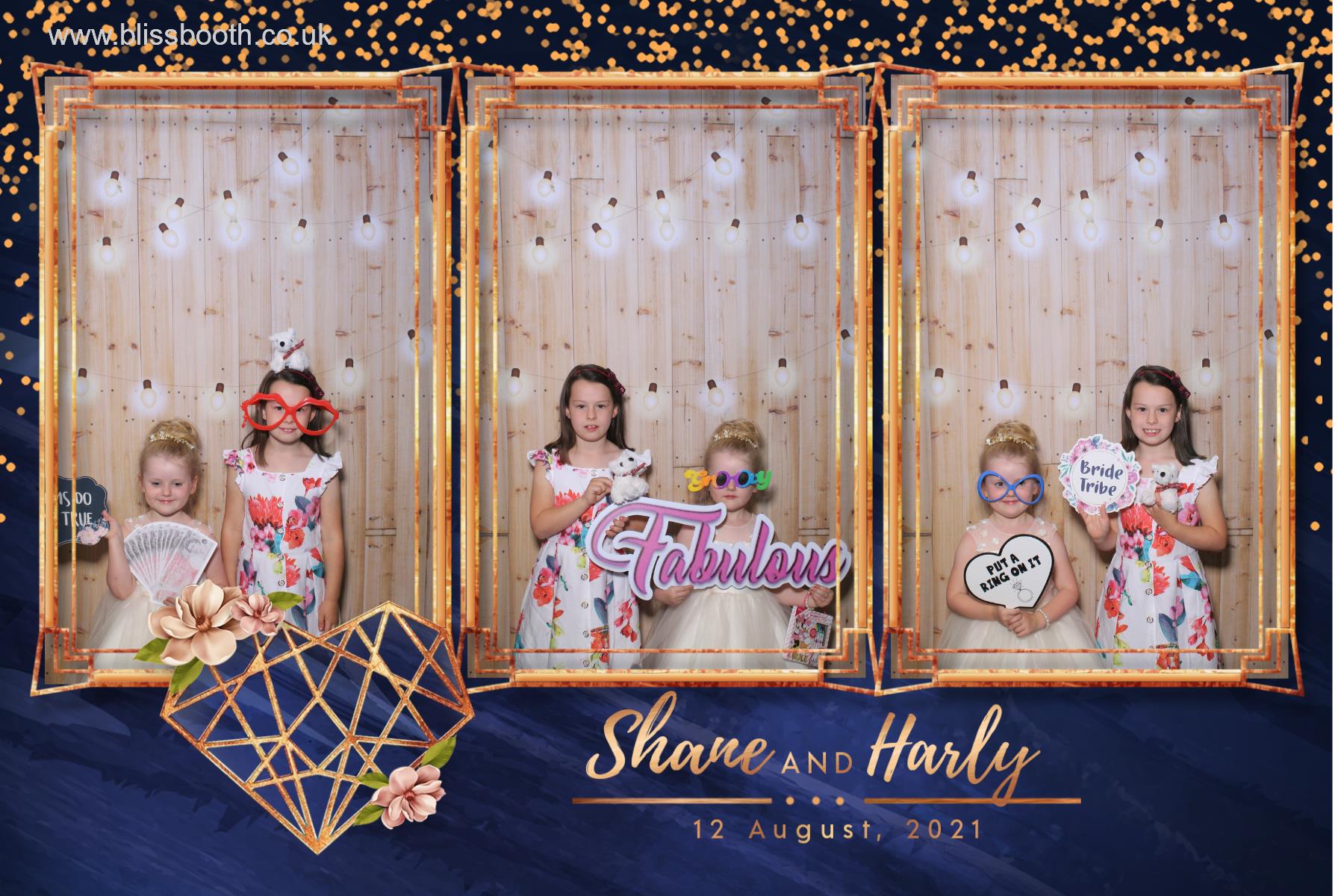 Shane and Harly | View more photos from the event at gallery.blissbooth.co.uk/u/BlissBooth/Shane-and-Harly