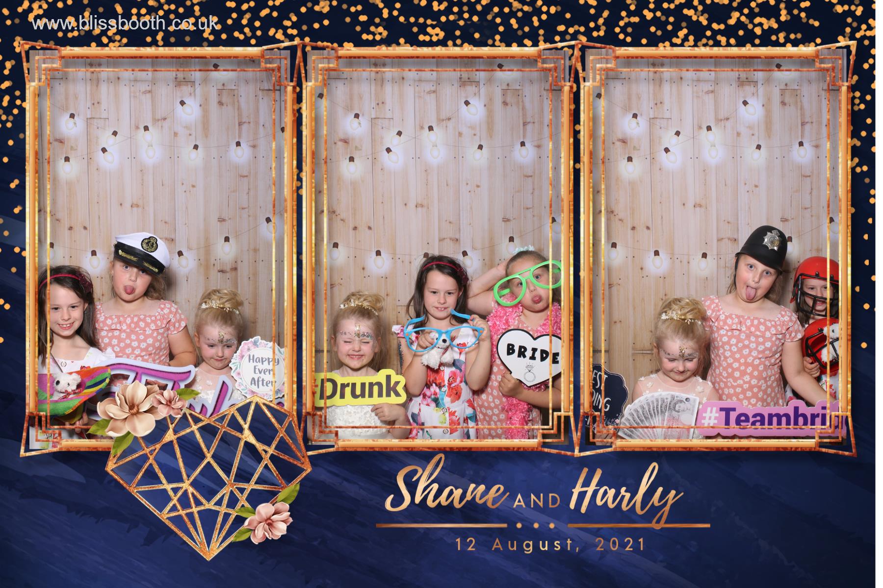 Shane and Harly | View more photos from the event at gallery.blissbooth.co.uk/u/BlissBooth/Shane-and-Harly