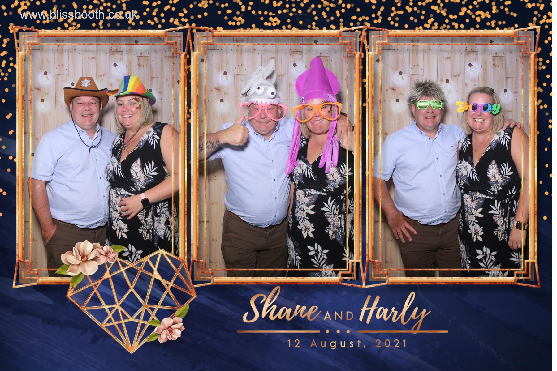 Shane and Harly | View more photos from the event at gallery.blissbooth.co.uk/u/BlissBooth/Shane-and-Harly