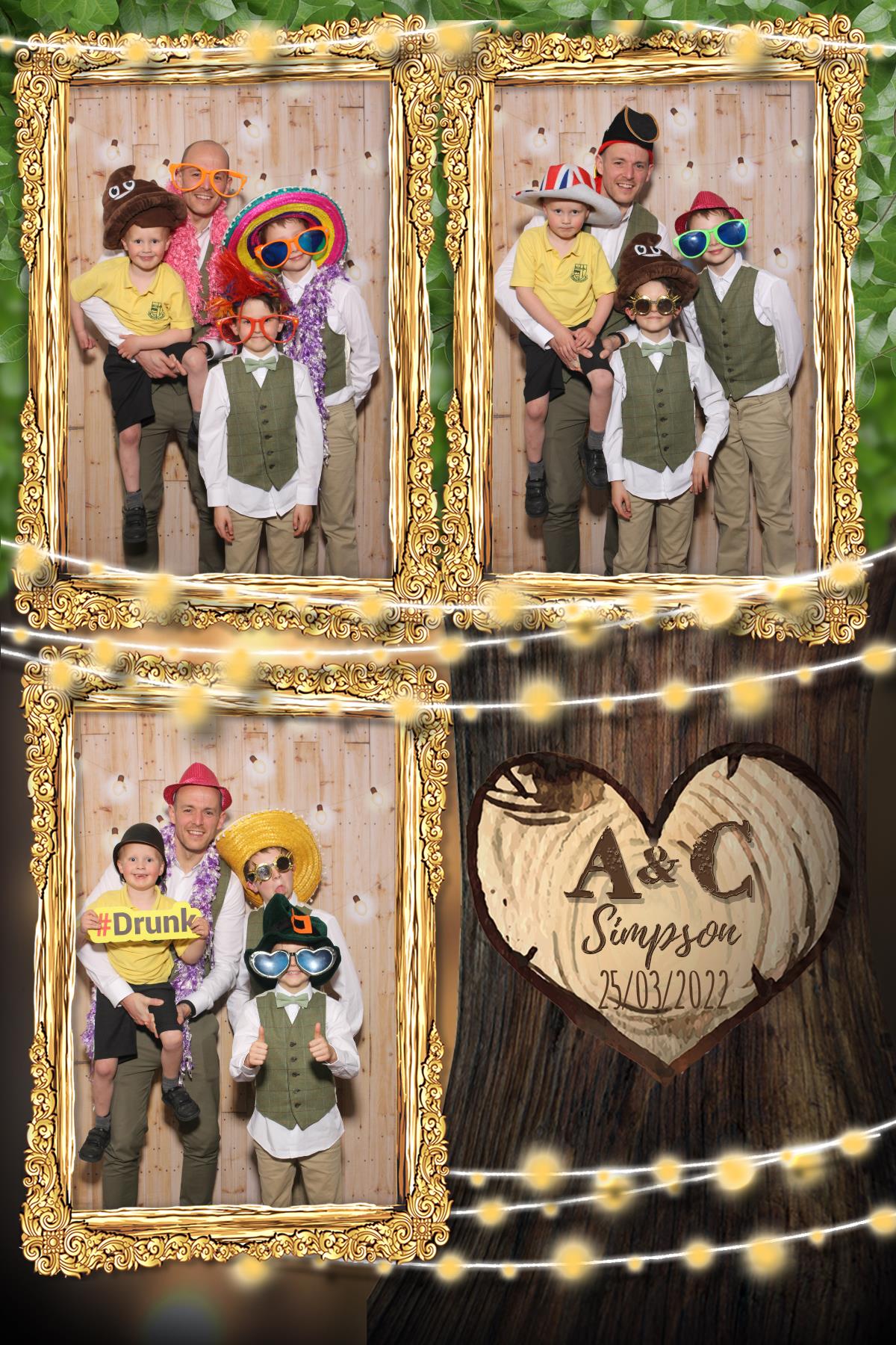 Adam & Courtney | View more photos from the event at gallery.blissbooth.co.uk/u/BlissBooth/Adam-Courtney