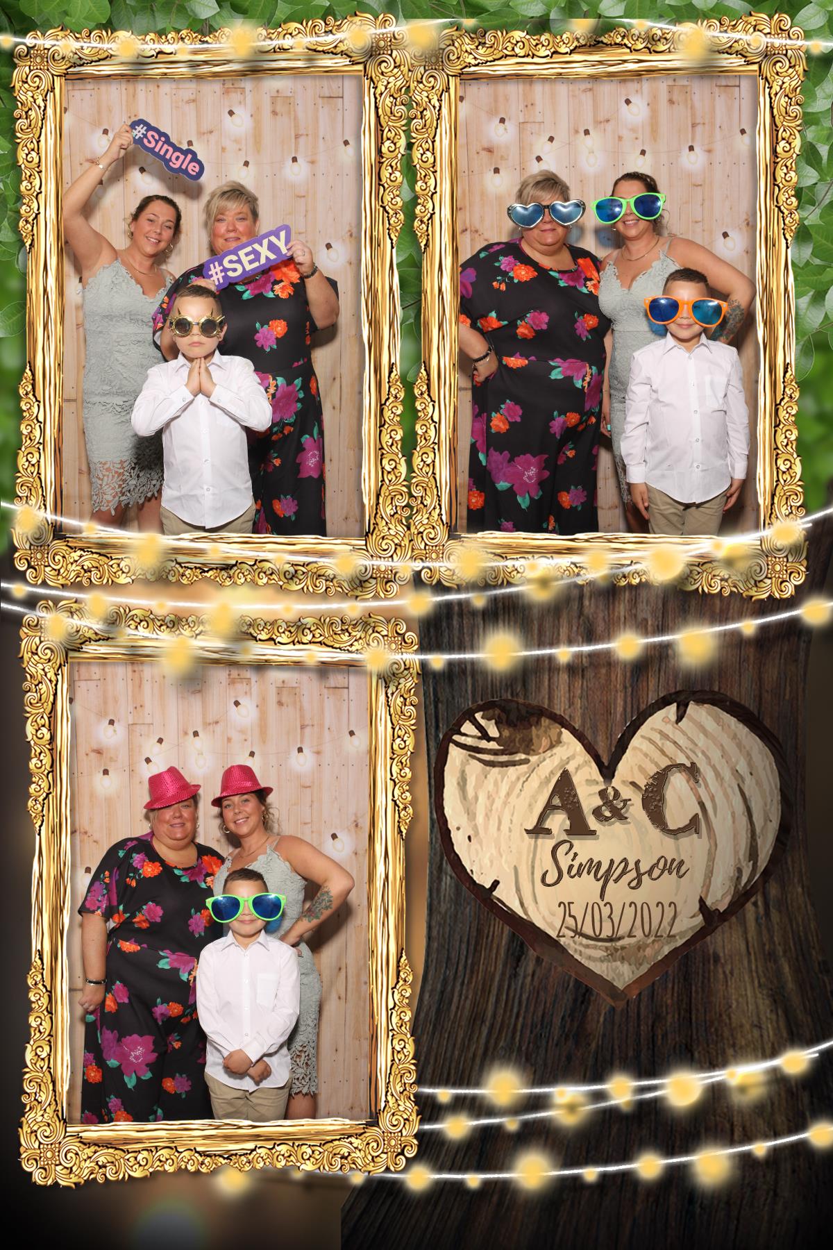 Adam & Courtney | View more photos from the event at gallery.blissbooth.co.uk/u/BlissBooth/Adam-Courtney