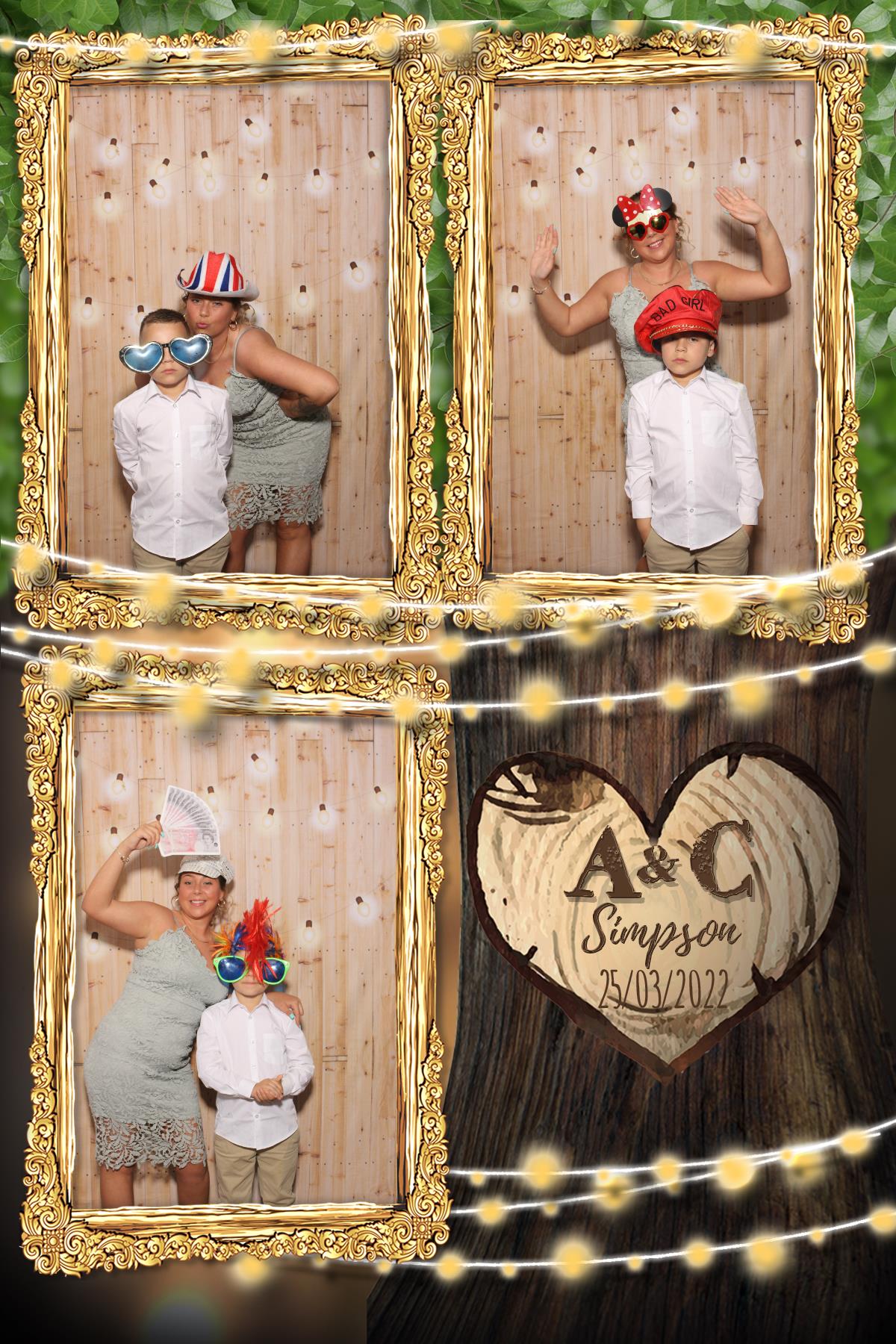 Adam & Courtney | View more photos from the event at gallery.blissbooth.co.uk/u/BlissBooth/Adam-Courtney