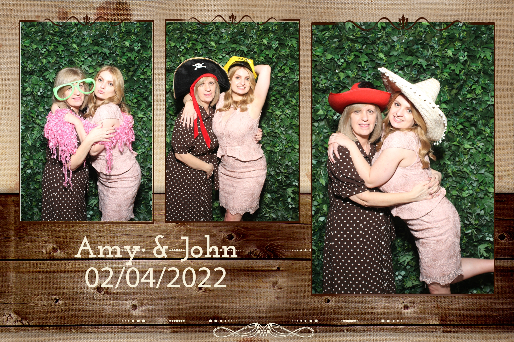 Amy and John | View more photos from the event at gallery.blissbooth.co.uk/u/BlissBooth/Amy-and-John