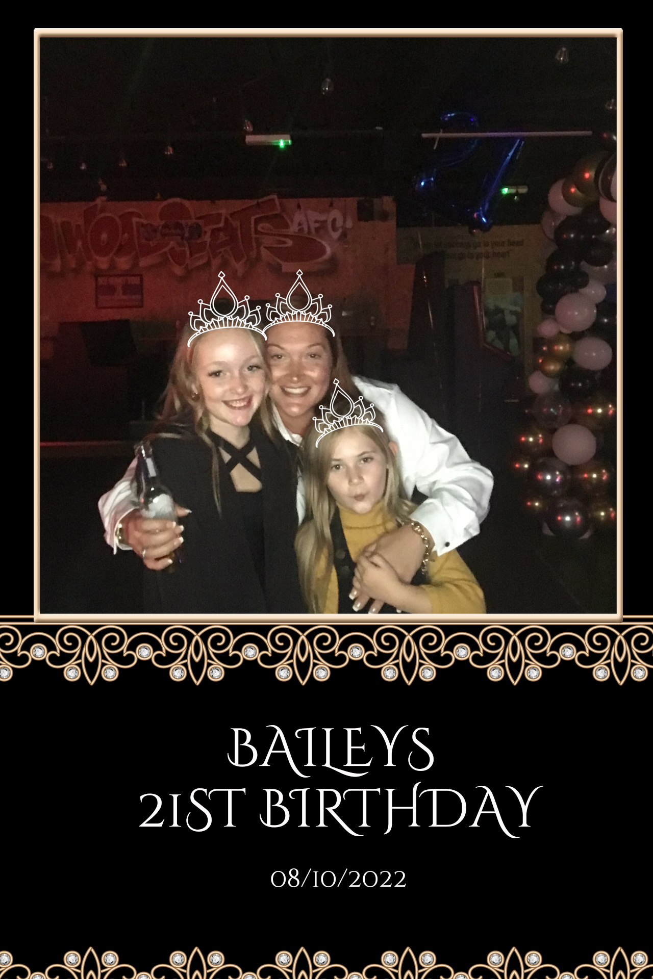 Bailey's 21st Birthday | View more photos from the event at gallery.blissbooth.co.uk/u/BlissBooth/Baileys-21st-Birthday