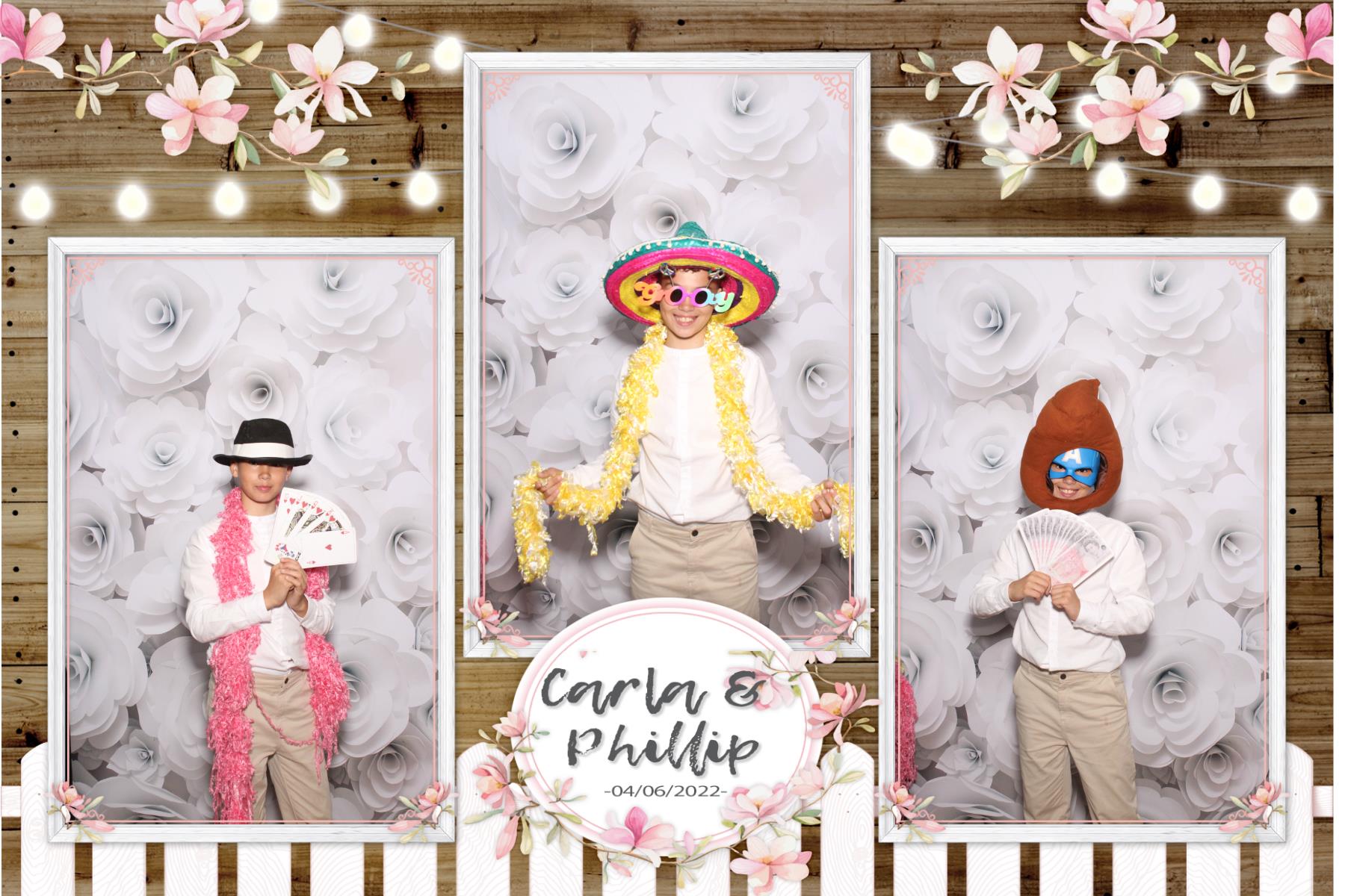Carla and Philip | View more photos from the event at gallery.blissbooth.co.uk/u/BlissBooth/Carla-and-Philip