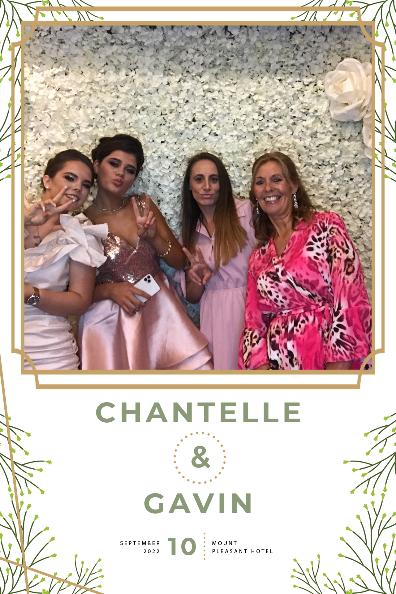 Chantelle and Gavin | View more photos from the event at gallery.blissbooth.co.uk/u/BlissBooth/Chantelle-and-Gavin