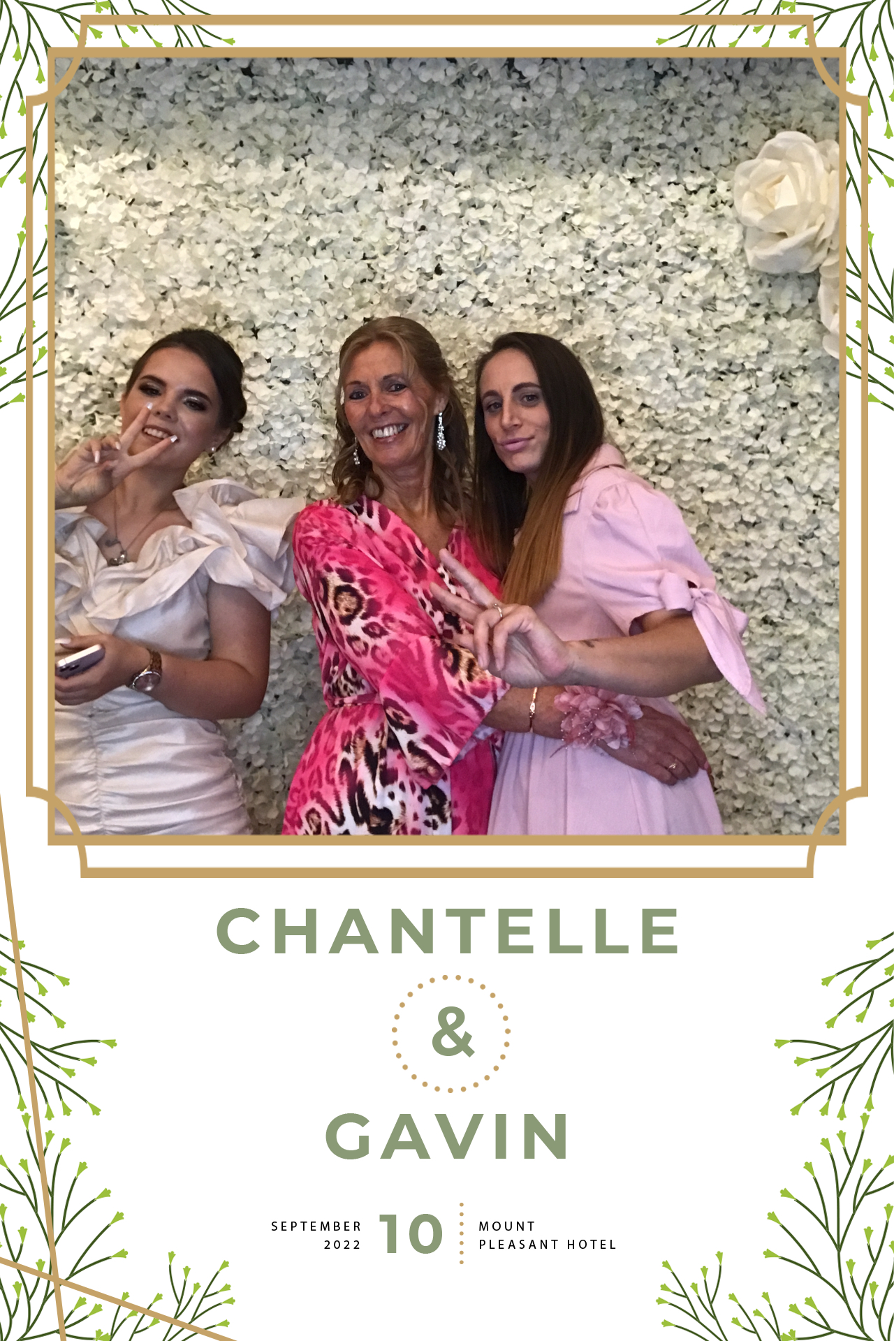 Chantelle and Gavin | View more photos from the event at gallery.blissbooth.co.uk/u/BlissBooth/Chantelle-and-Gavin