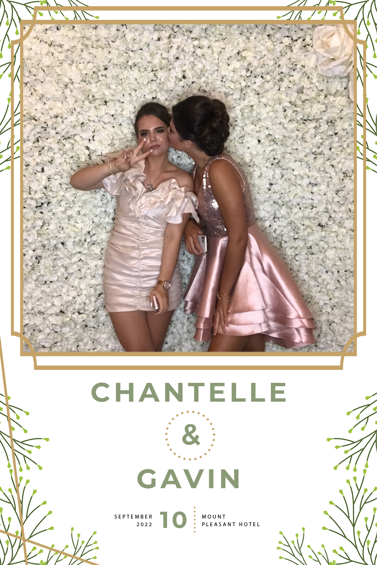 Chantelle and Gavin | View more photos from the event at gallery.blissbooth.co.uk/u/BlissBooth/Chantelle-and-Gavin