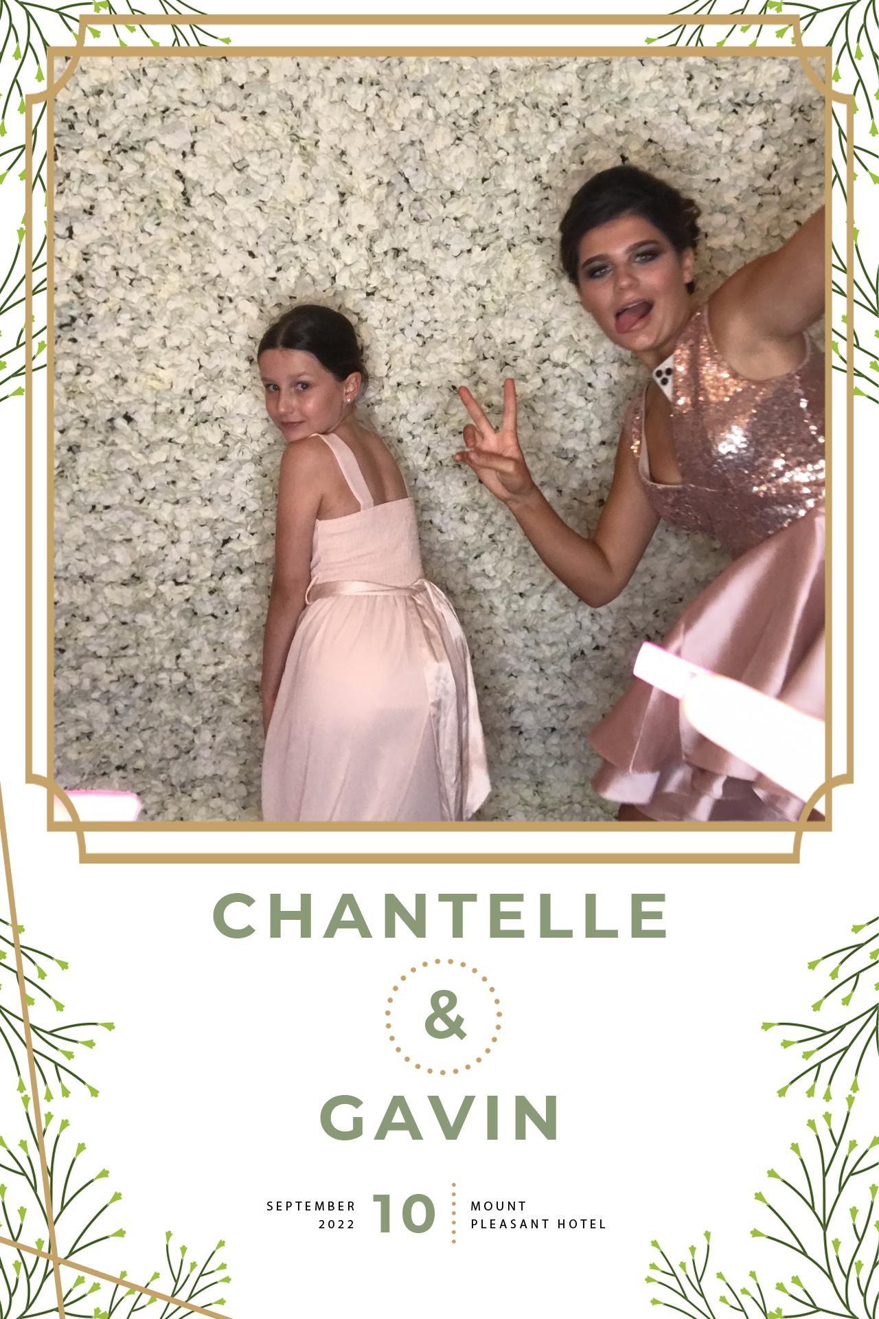 Chantelle and Gavin | View more photos from the event at gallery.blissbooth.co.uk/u/BlissBooth/Chantelle-and-Gavin