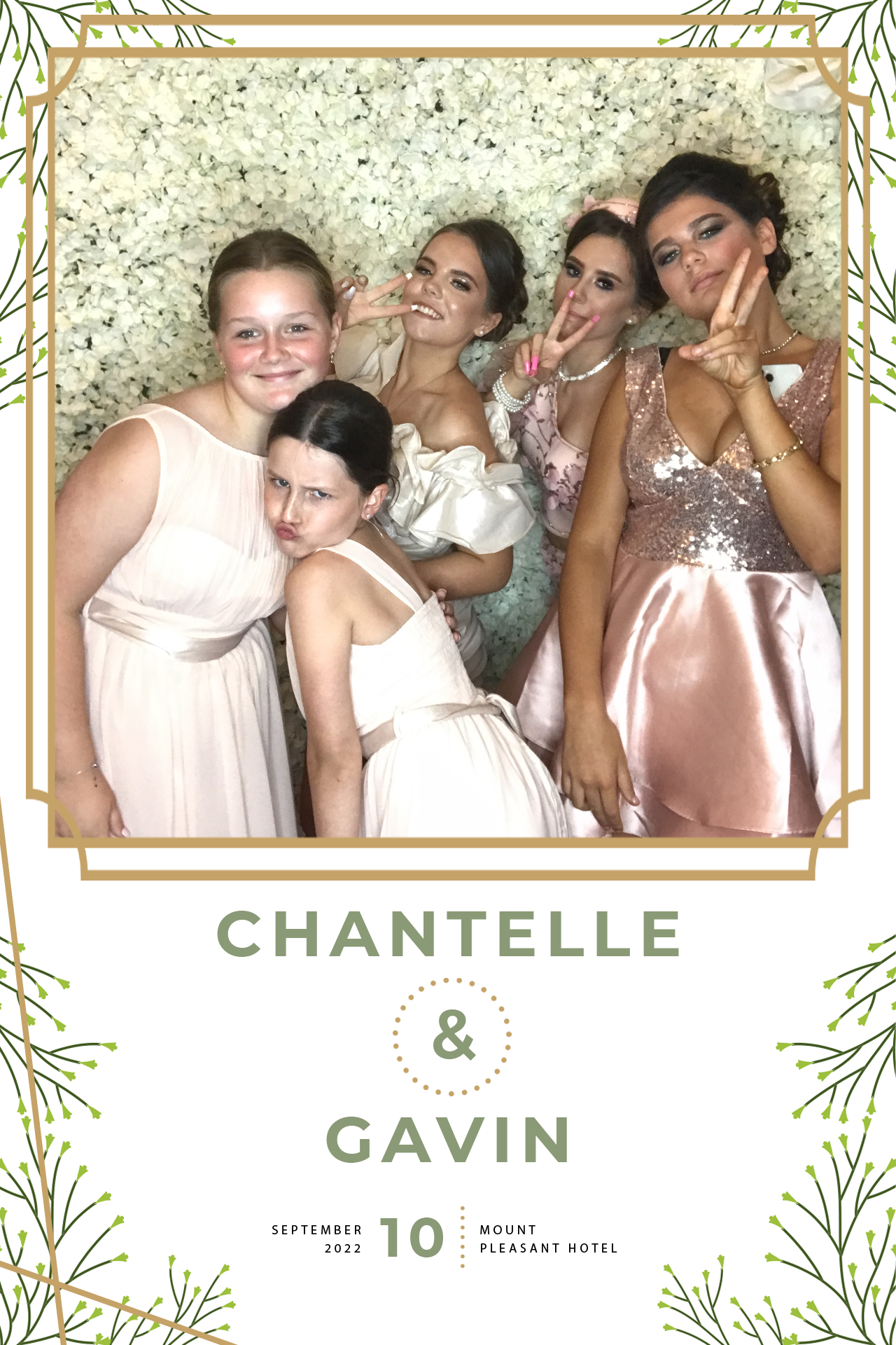 Chantelle and Gavin | View more photos from the event at gallery.blissbooth.co.uk/u/BlissBooth/Chantelle-and-Gavin