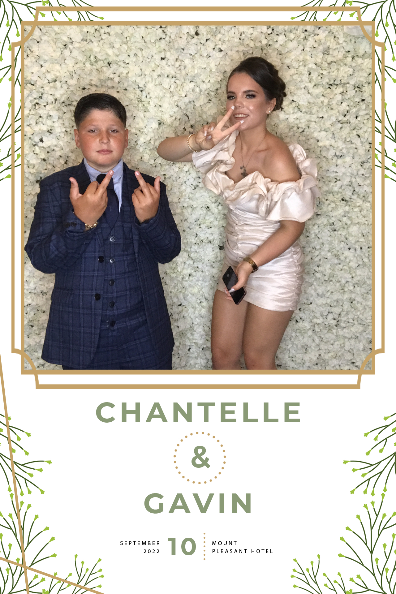 Chantelle and Gavin | View more photos from the event at gallery.blissbooth.co.uk/u/BlissBooth/Chantelle-and-Gavin