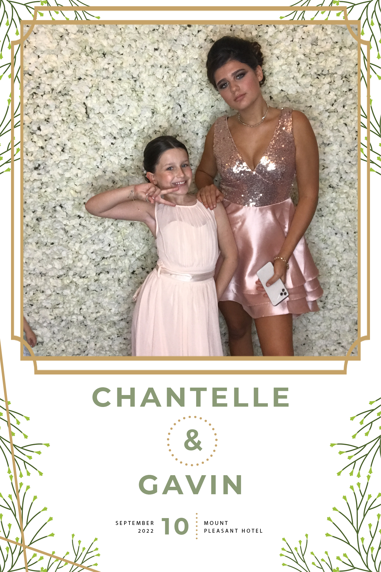 Chantelle and Gavin | View more photos from the event at gallery.blissbooth.co.uk/u/BlissBooth/Chantelle-and-Gavin