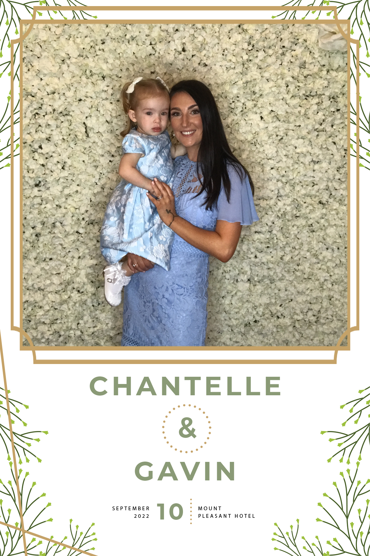 Chantelle and Gavin | View more photos from the event at gallery.blissbooth.co.uk/u/BlissBooth/Chantelle-and-Gavin