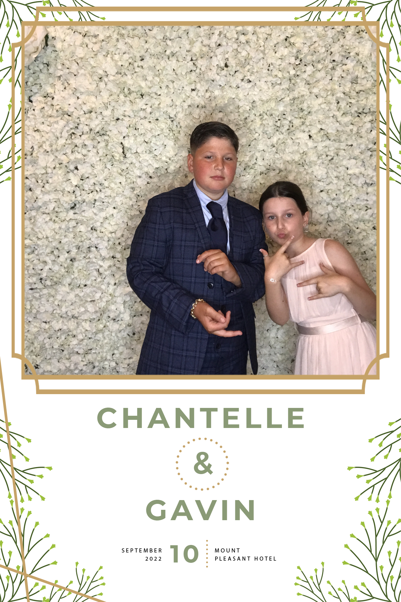 Chantelle and Gavin | View more photos from the event at gallery.blissbooth.co.uk/u/BlissBooth/Chantelle-and-Gavin