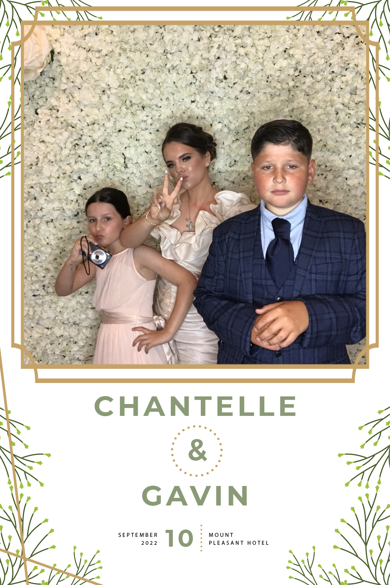 Chantelle and Gavin | View more photos from the event at gallery.blissbooth.co.uk/u/BlissBooth/Chantelle-and-Gavin
