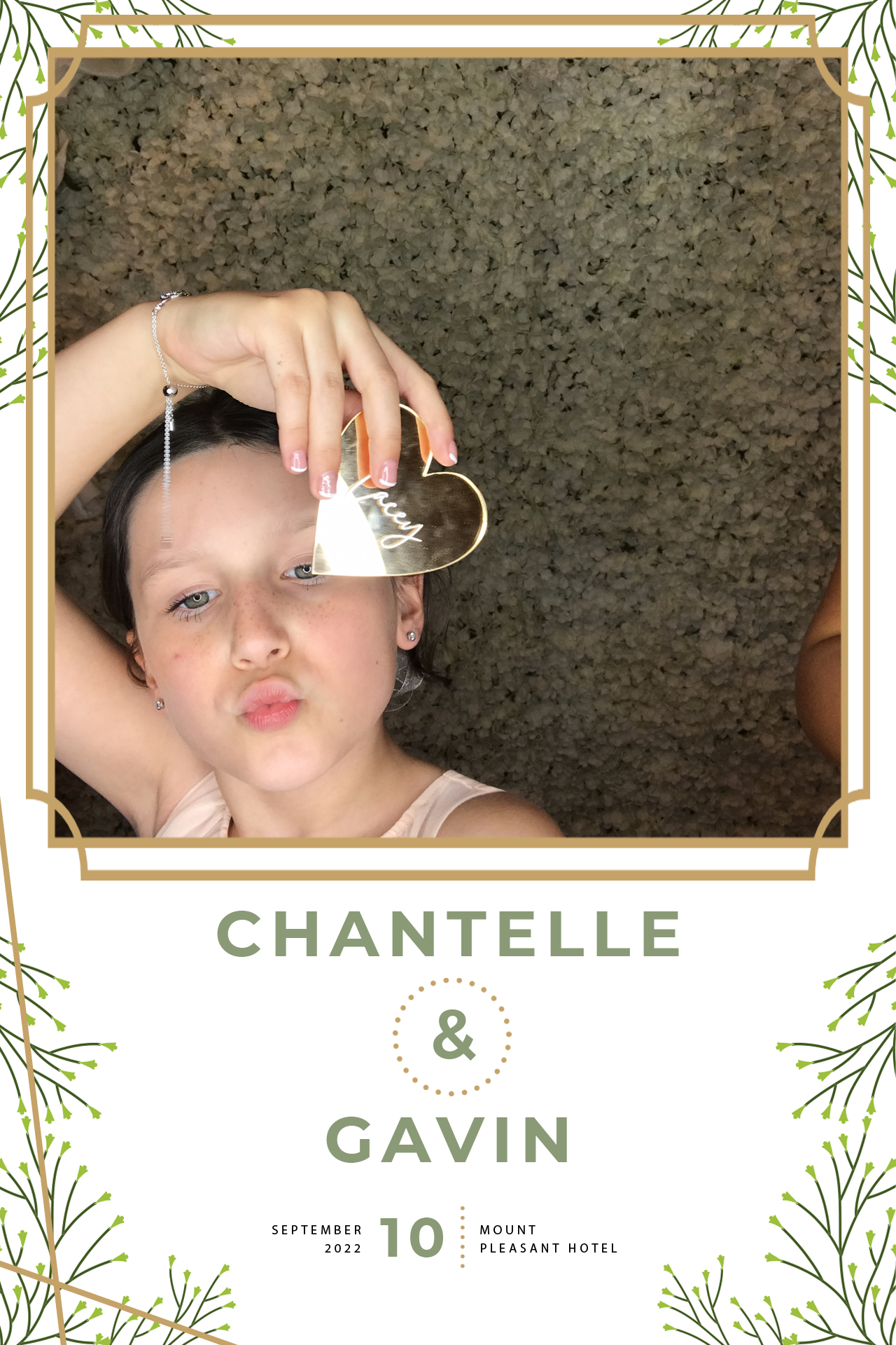 Chantelle and Gavin | View more photos from the event at gallery.blissbooth.co.uk/u/BlissBooth/Chantelle-and-Gavin