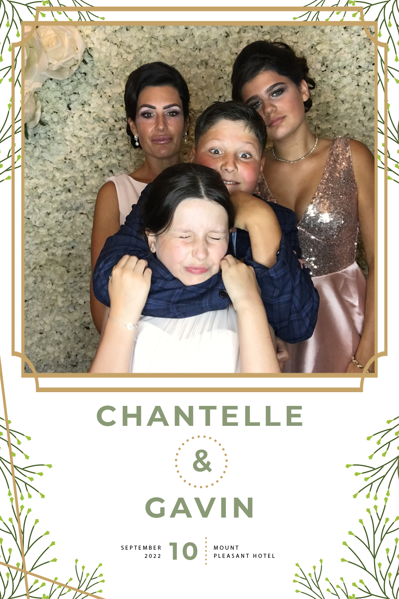Chantelle and Gavin | View more photos from the event at gallery.blissbooth.co.uk/u/BlissBooth/Chantelle-and-Gavin