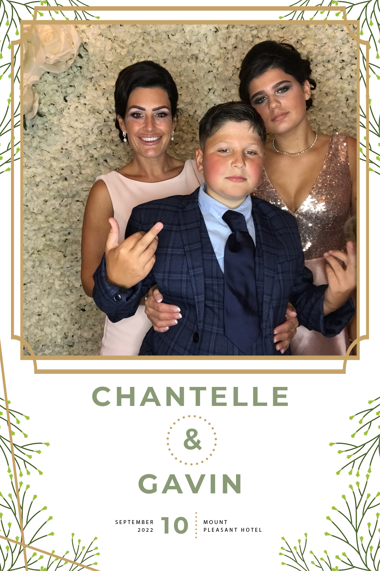 Chantelle and Gavin | View more photos from the event at gallery.blissbooth.co.uk/u/BlissBooth/Chantelle-and-Gavin
