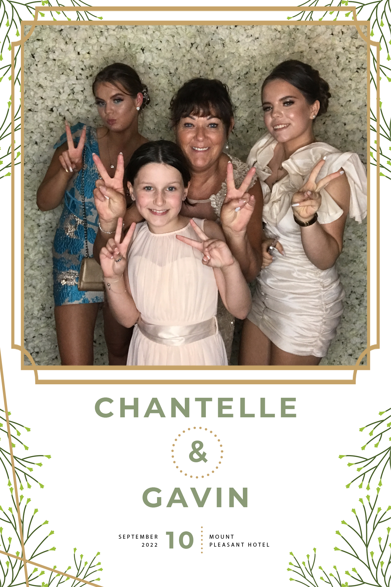 Chantelle and Gavin | View more photos from the event at gallery.blissbooth.co.uk/u/BlissBooth/Chantelle-and-Gavin
