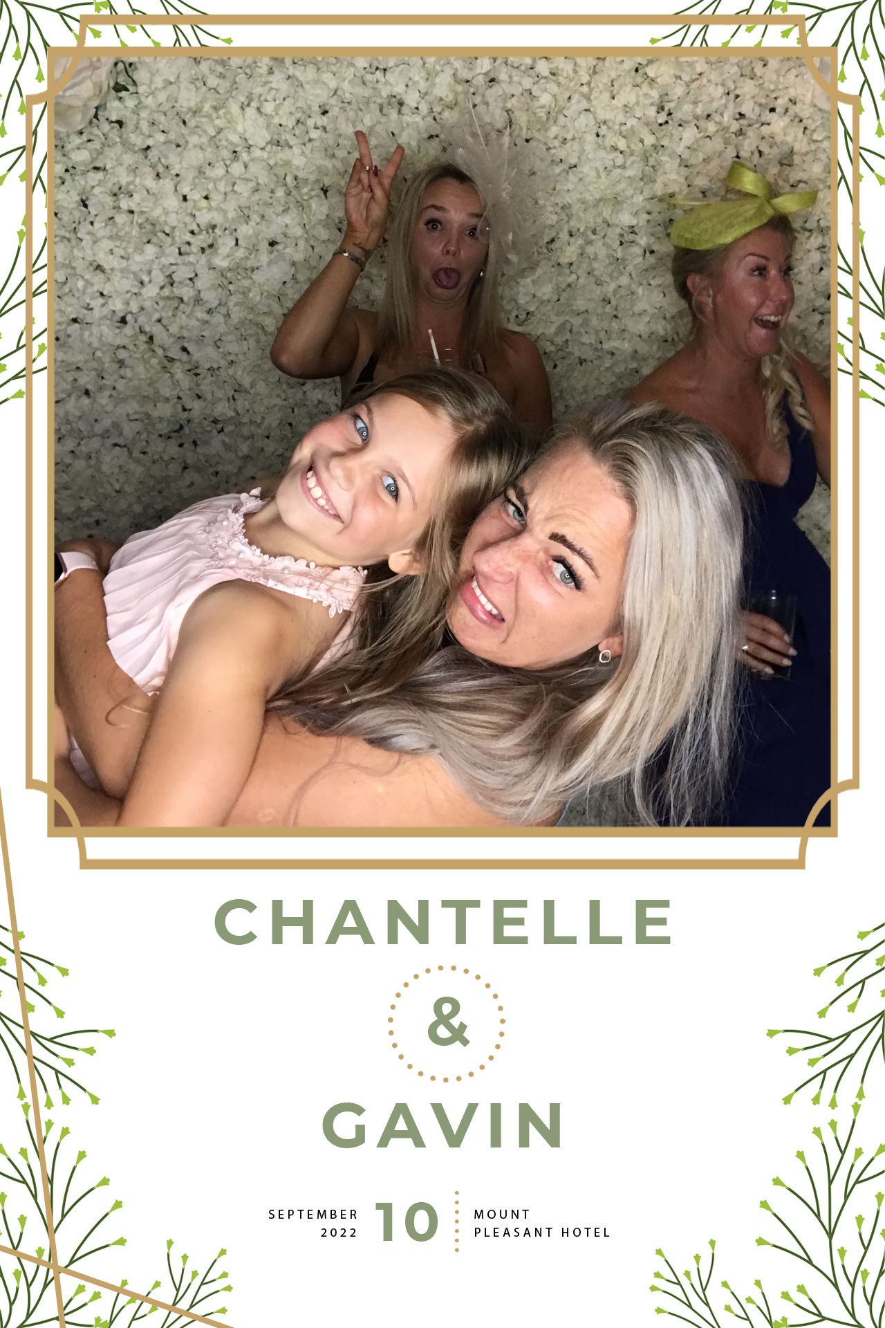 Chantelle and Gavin | View more photos from the event at gallery.blissbooth.co.uk/u/BlissBooth/Chantelle-and-Gavin