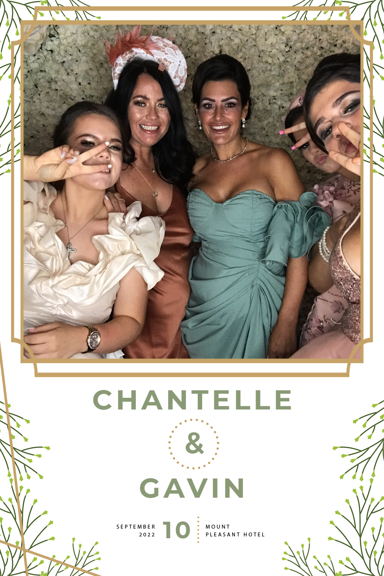 Chantelle and Gavin | View more photos from the event at gallery.blissbooth.co.uk/u/BlissBooth/Chantelle-and-Gavin